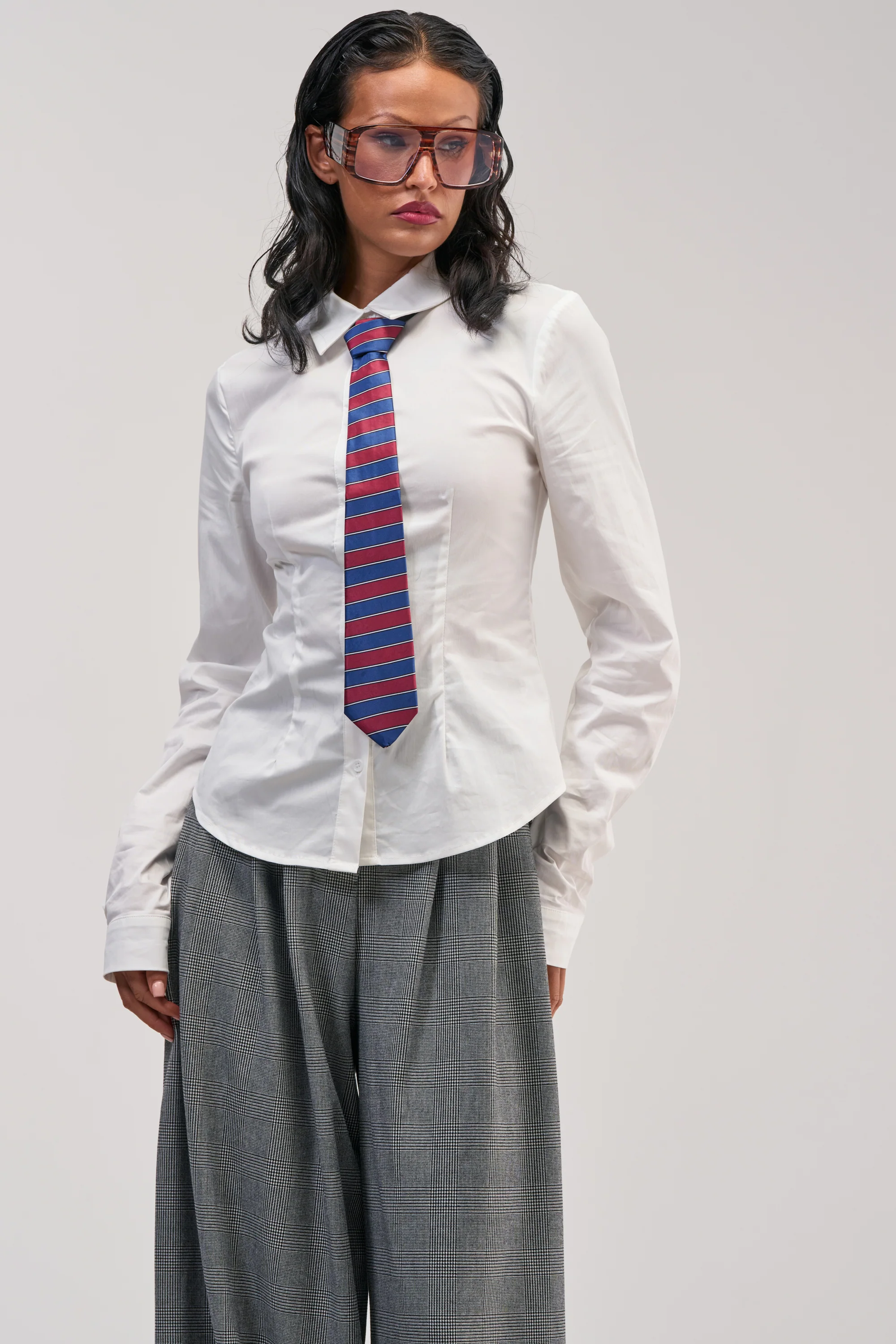 WORK HARD PLAY HARD BUTTON DOWN - Akira Wear