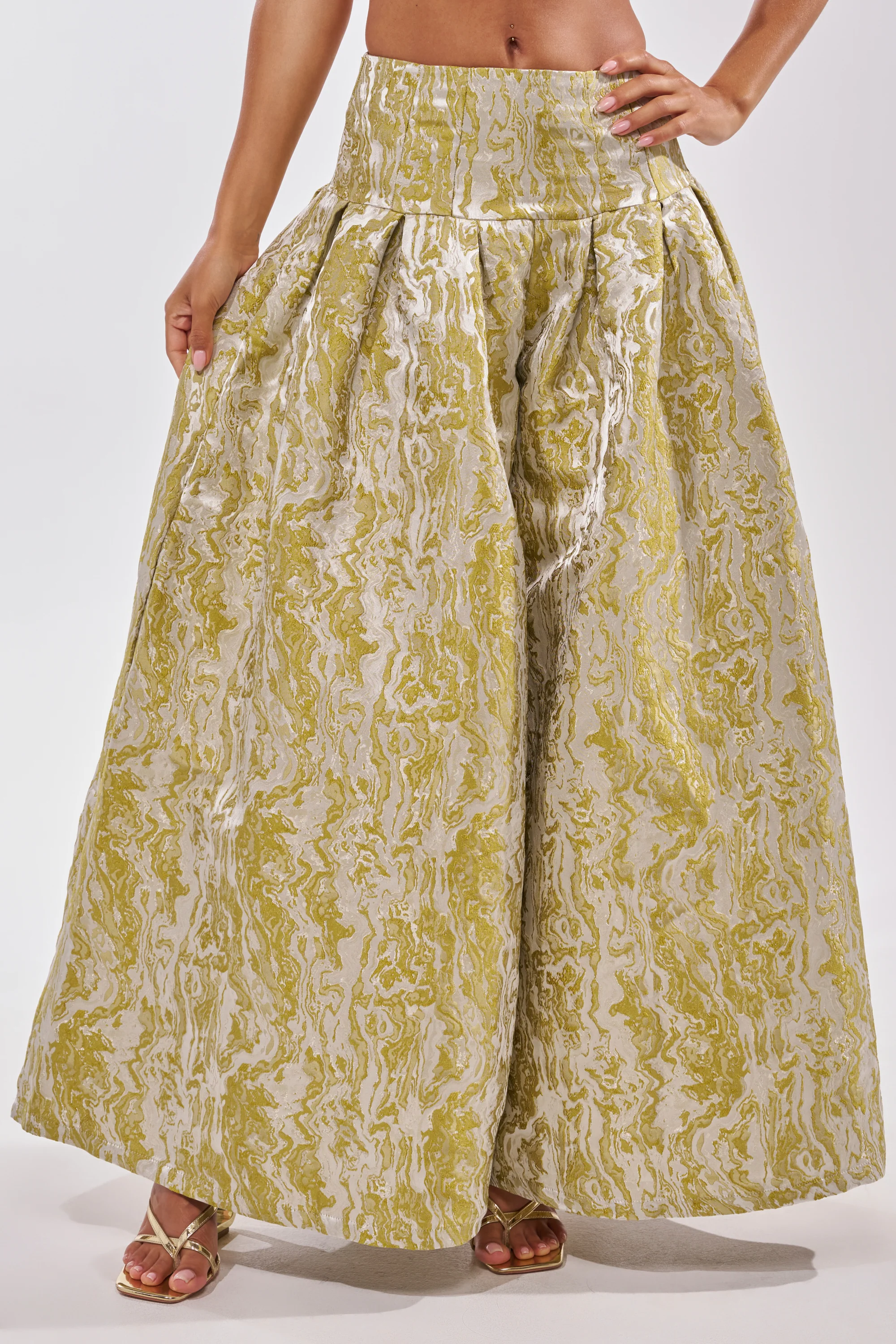 GET IT FLORAL TROUSER - Akira Wear