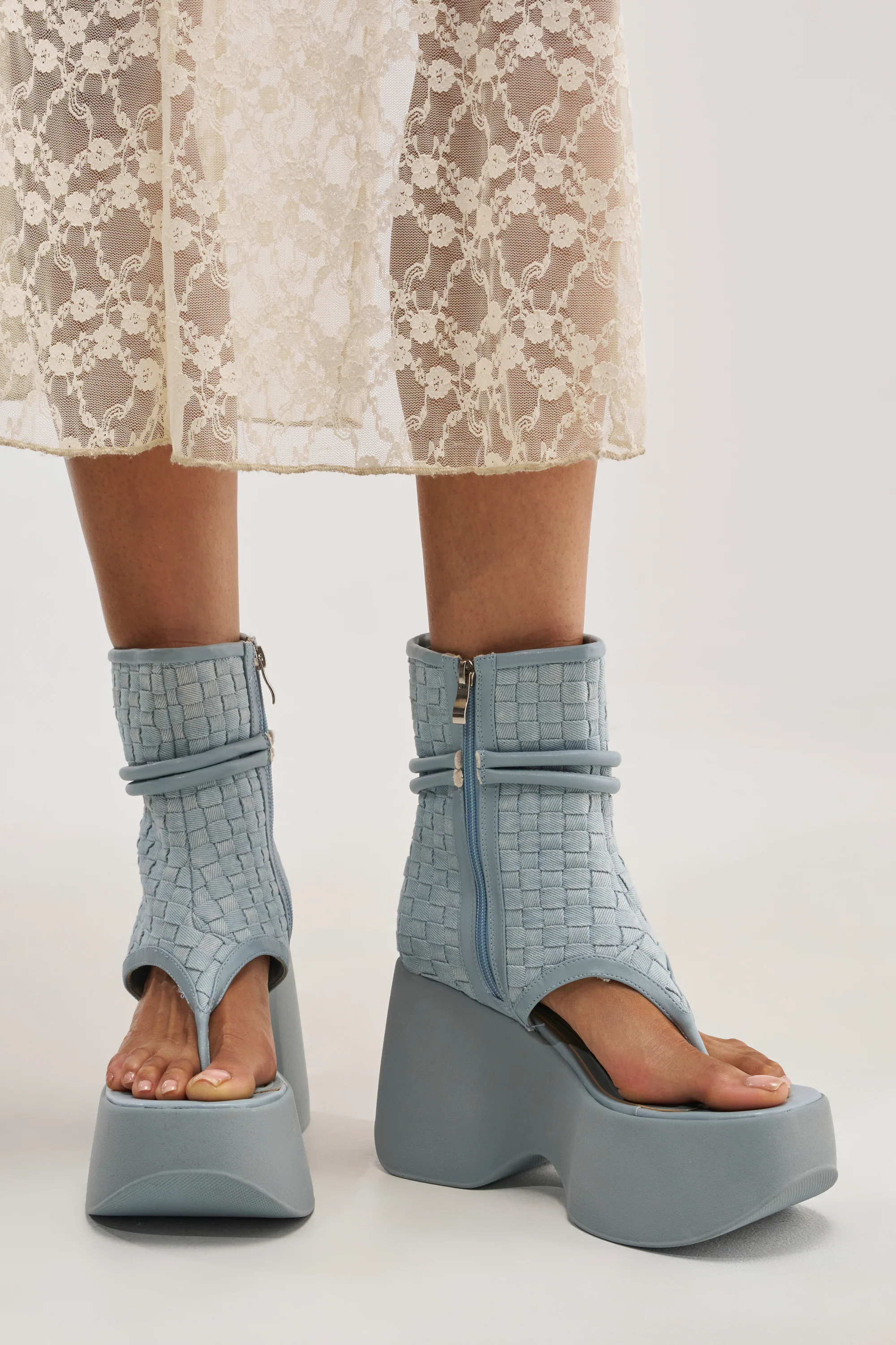 AZALEA WANG SCULLY DENIM FLATFORM SANDAL - Akira Wear
