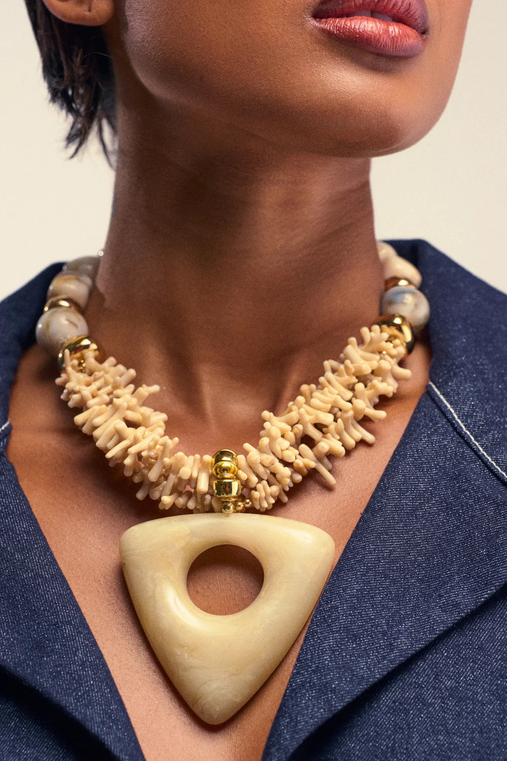 EARTH ANGEL NECKLACE IN WHITE - Akira Wear