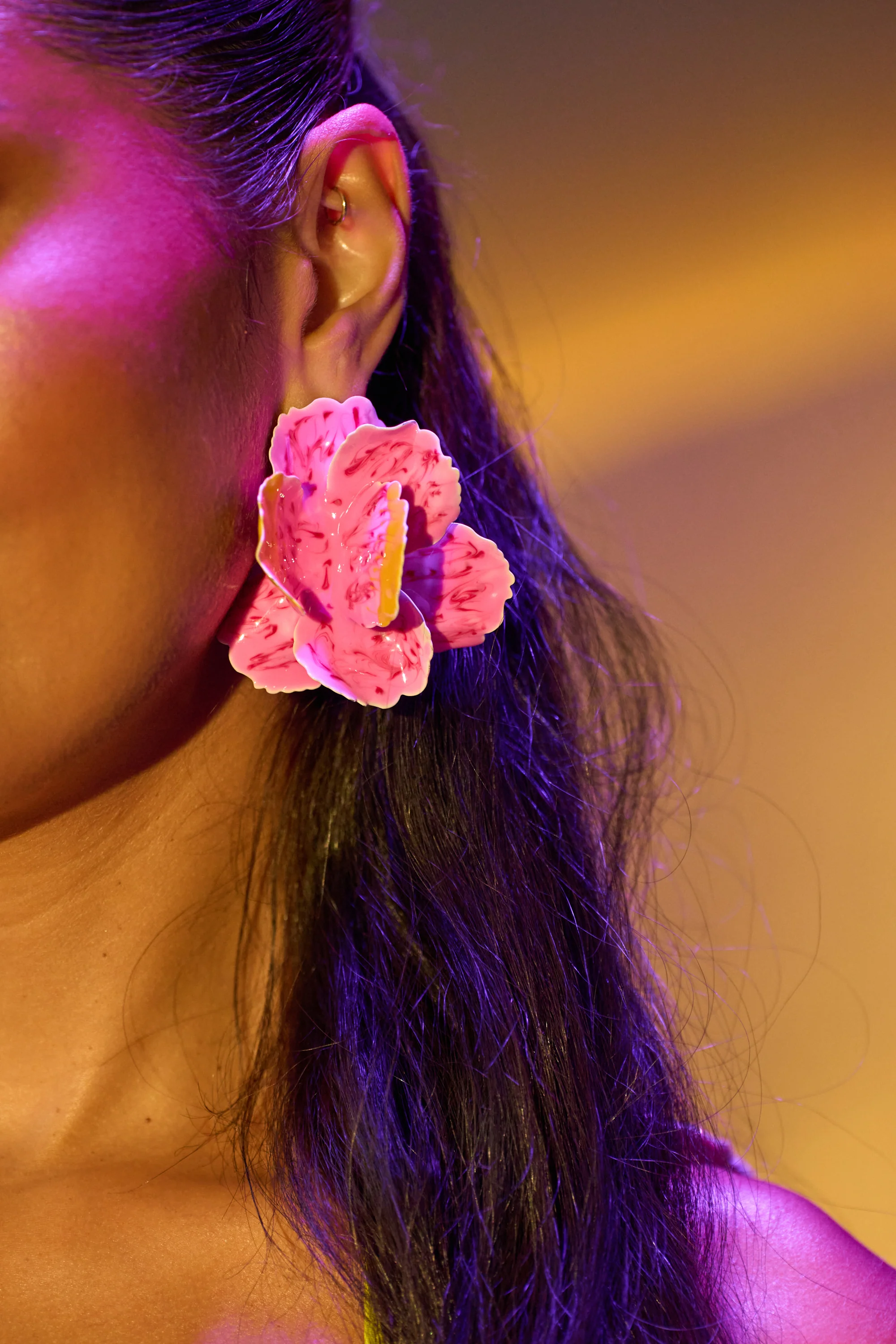 IM SPOILED EARRING - Akira Wear