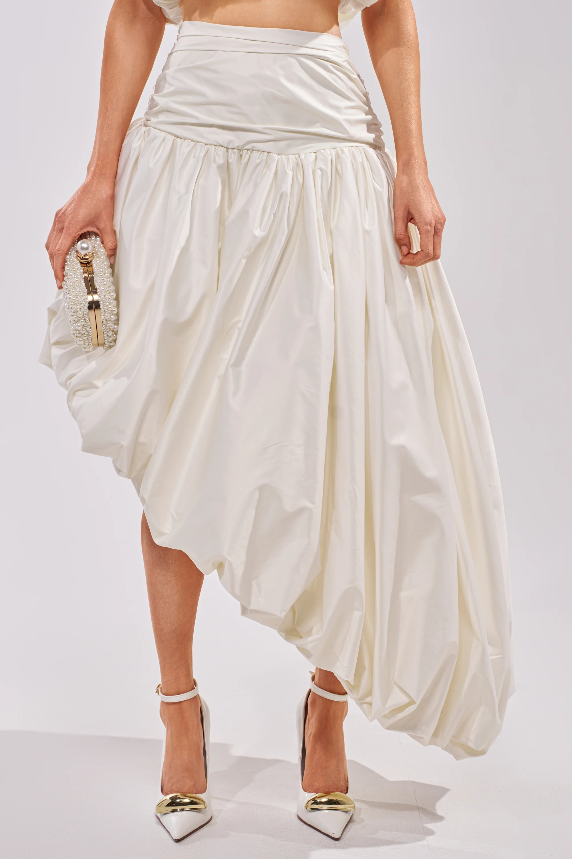 HEAD IN THE CLOUDS HIGH LOW SKIRT - Akira Wear