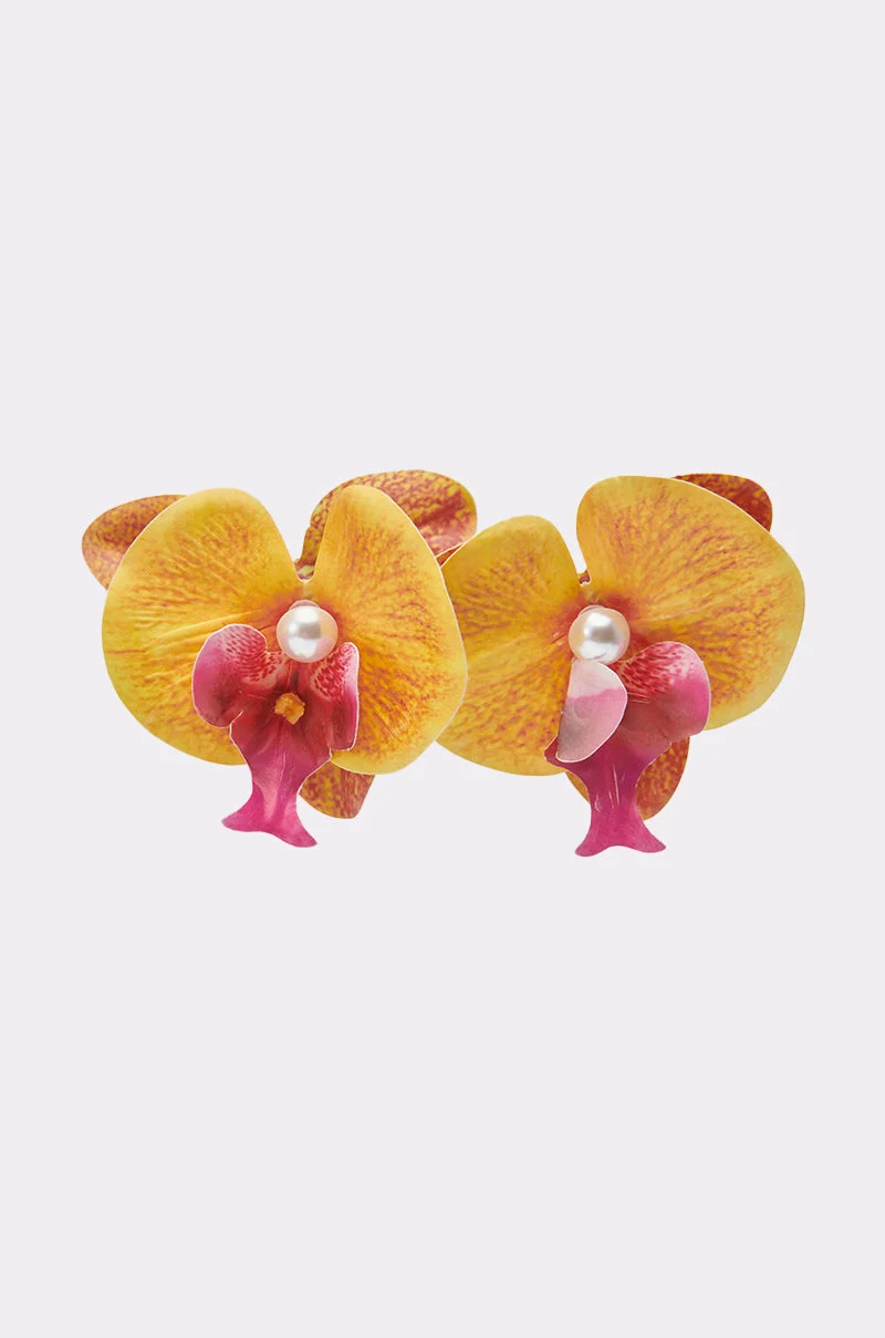 NEW SEASON EARRING - Akira Wear