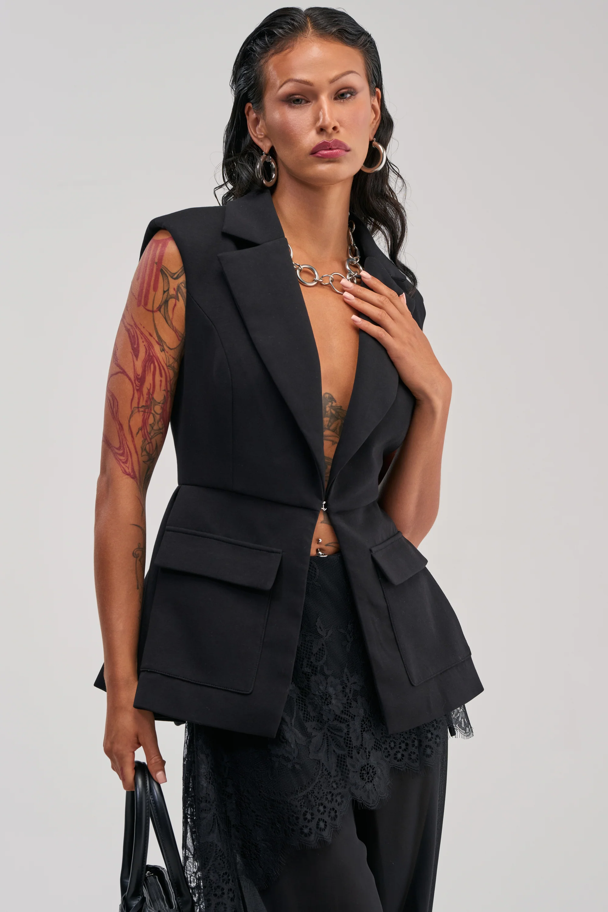 NAOMI BLAZER VEST IN BLACK - Akira Wear