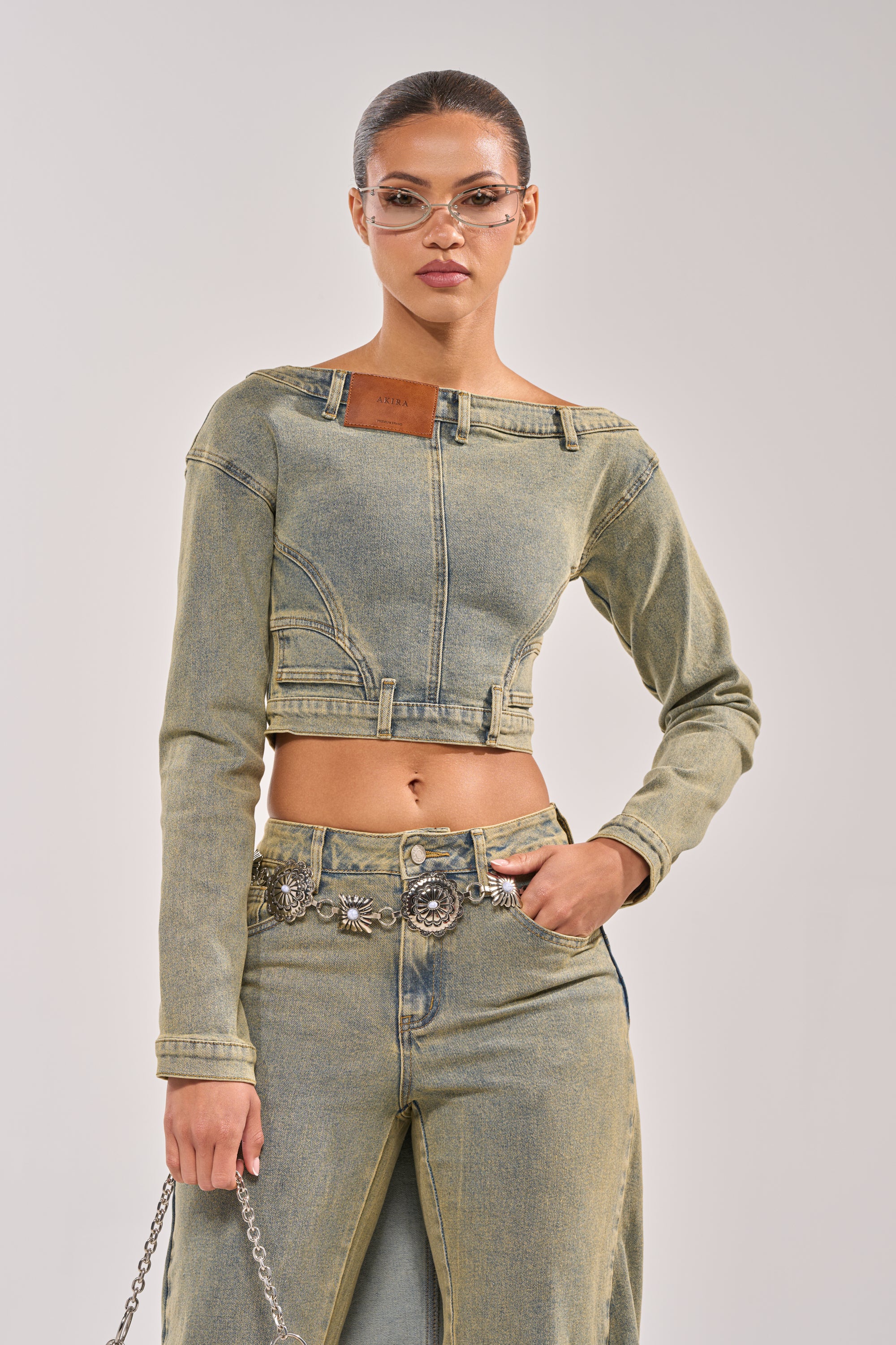 BIG STEPPER DENIM BLOUSE - Akira Wear