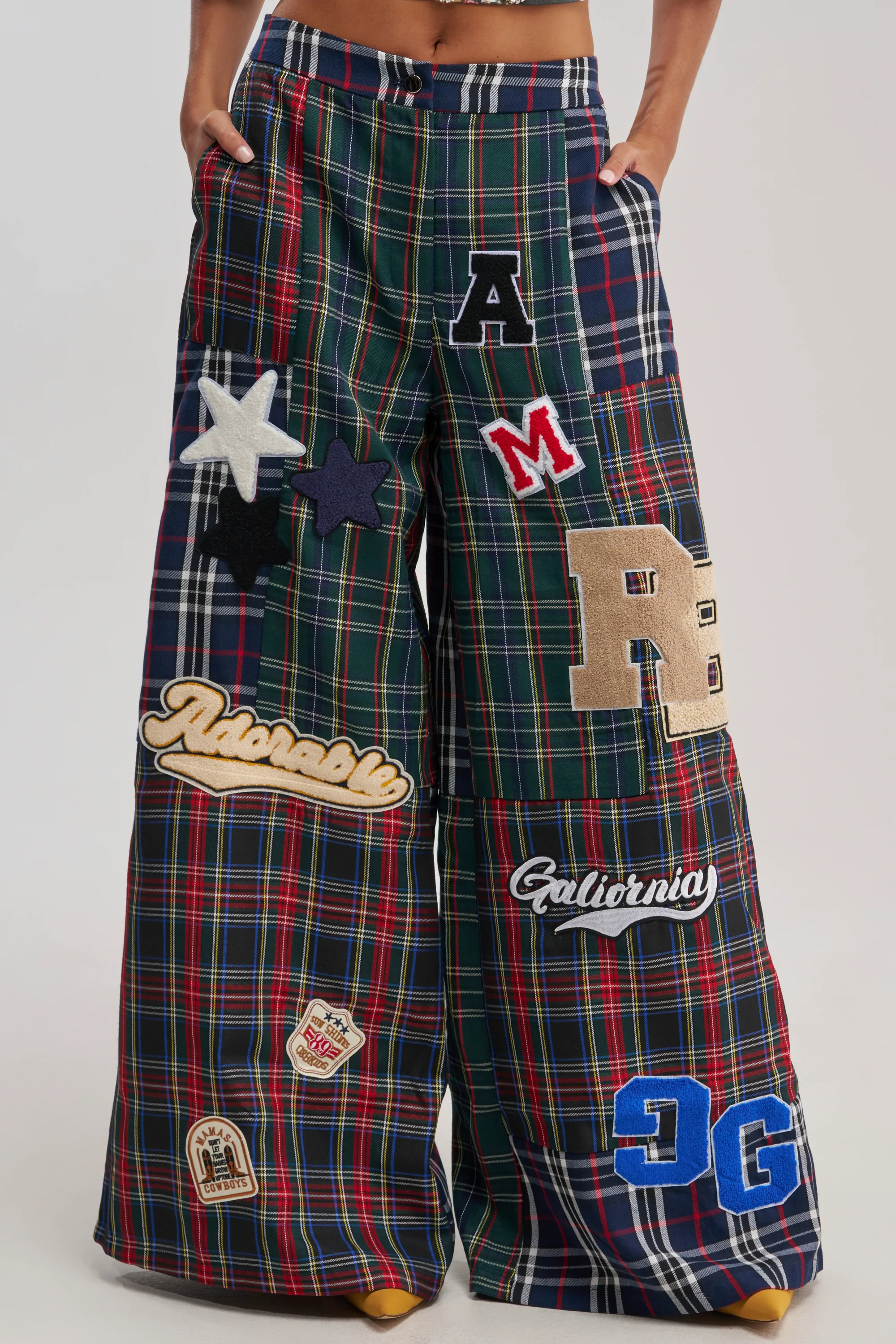 ALL ABOUT ME PLAID TROUSER - Akira Wear