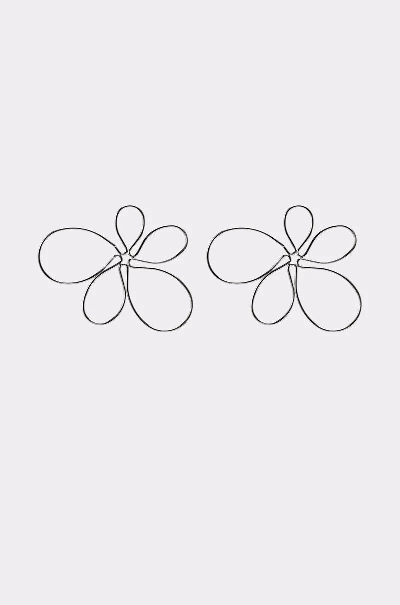 LOVEY EARRING - Akira Wear