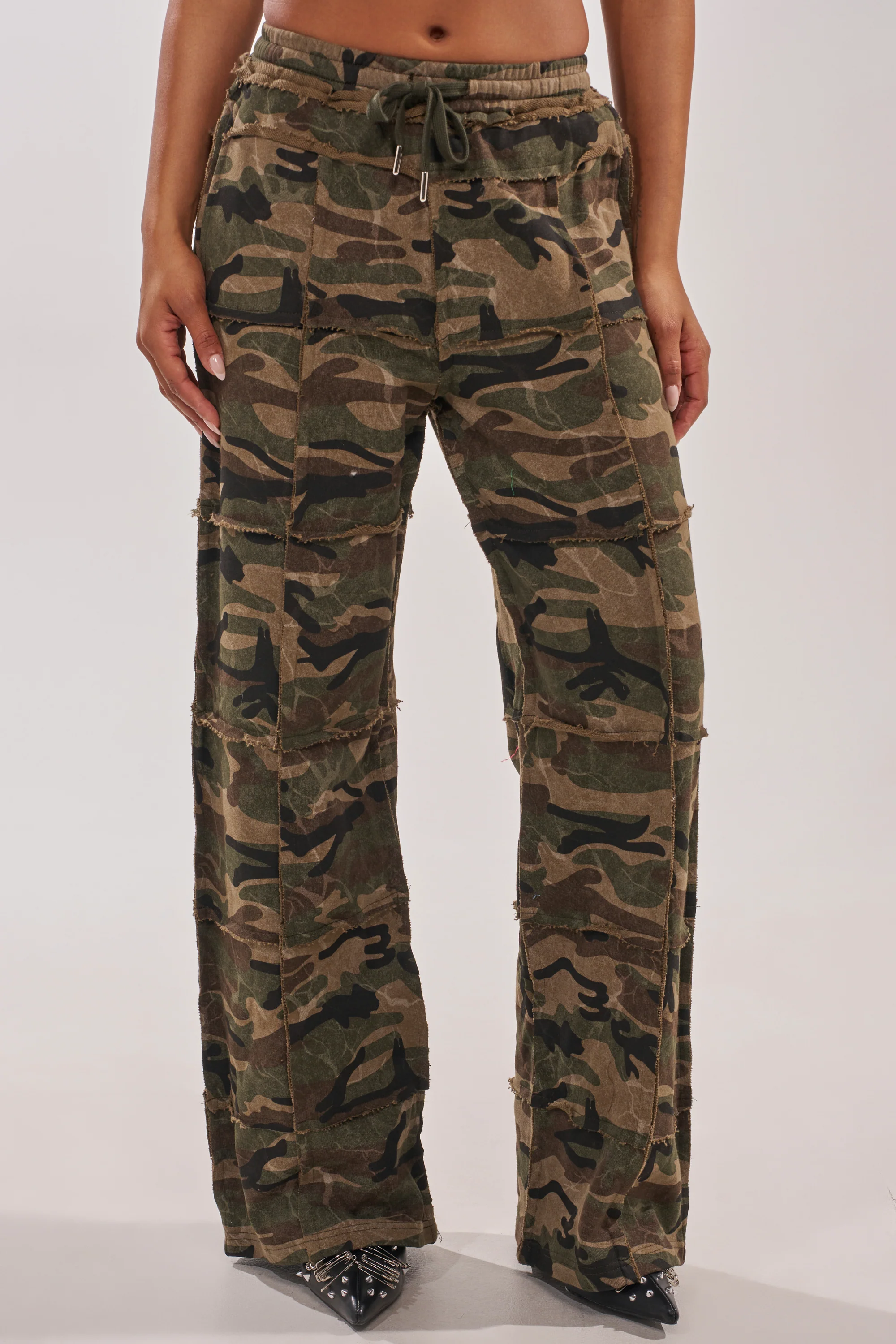 CAN'T SEE ME CAMO JOGGER - Akira Wear