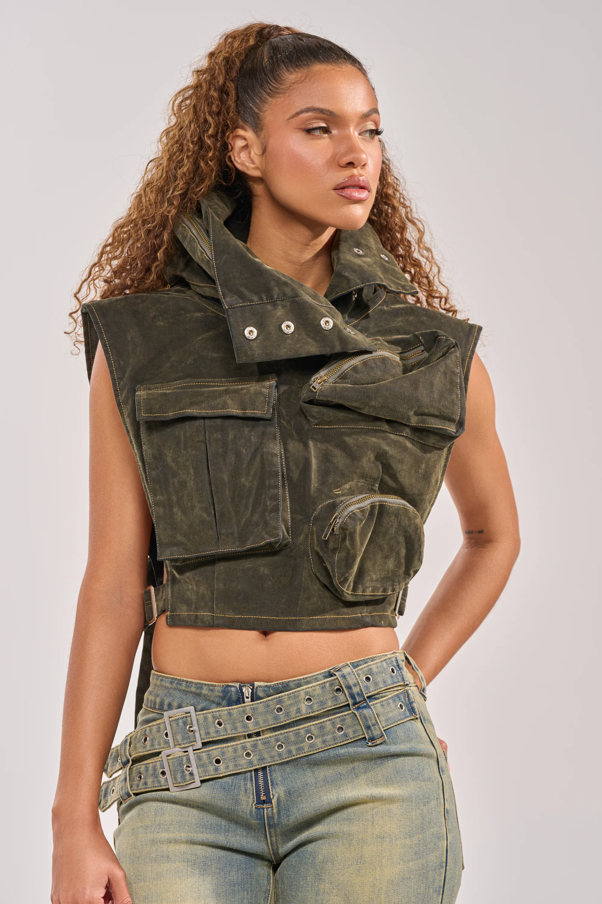 MODEL BEHAVIOR TOP IN DARK OLIVE DENIM - Akira Wear