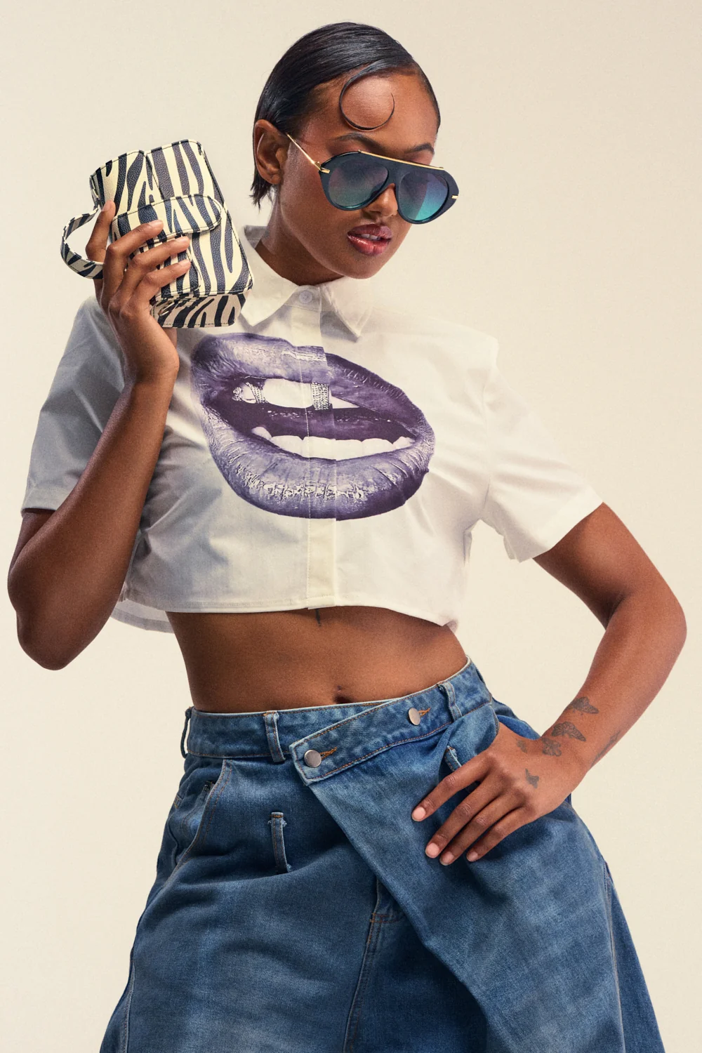 ICE ME OUT BUTTON DOWN TOP - Akira Wear