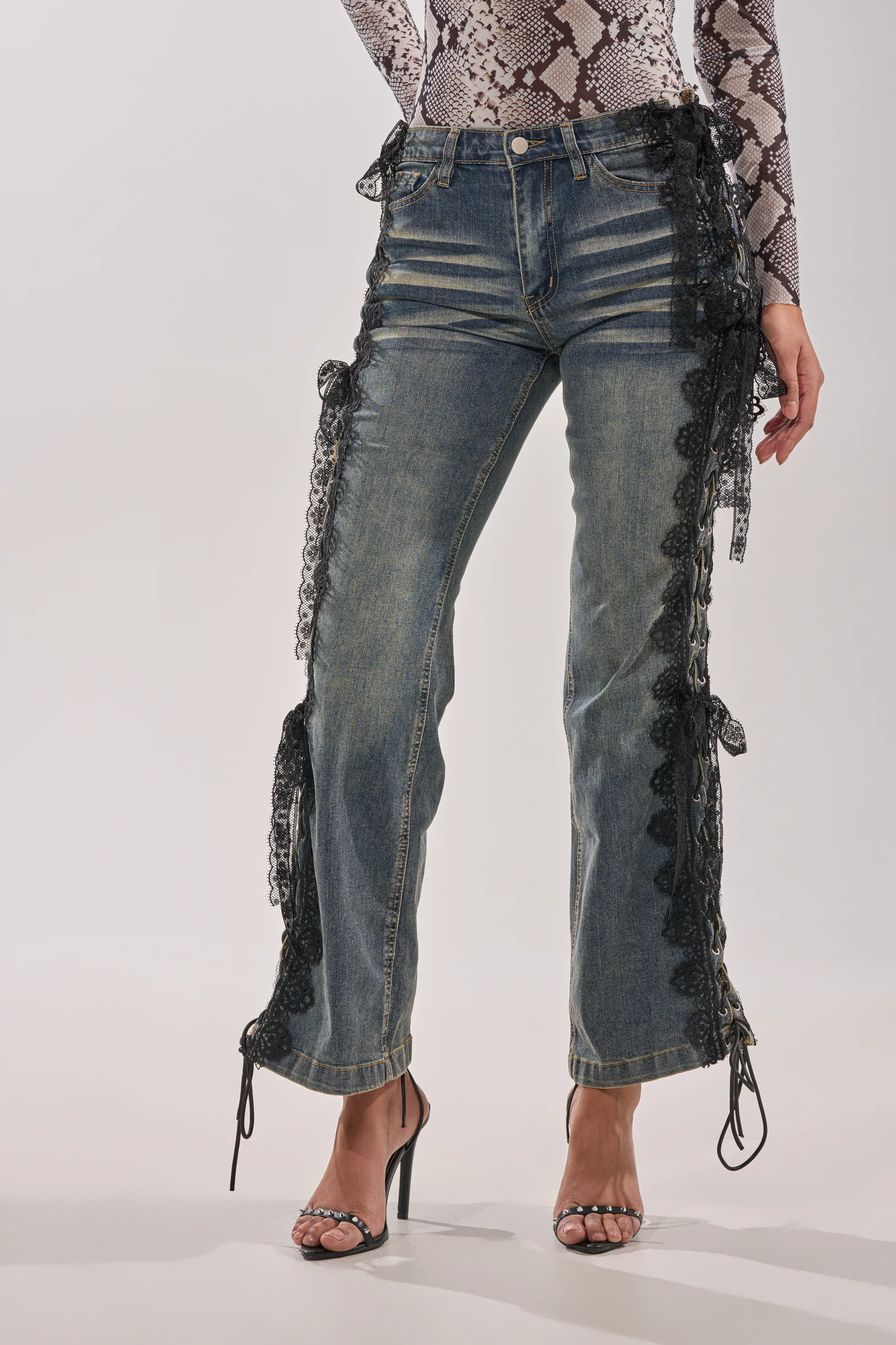 ELIJAH FLARE LACE DENIM - Akira Wear