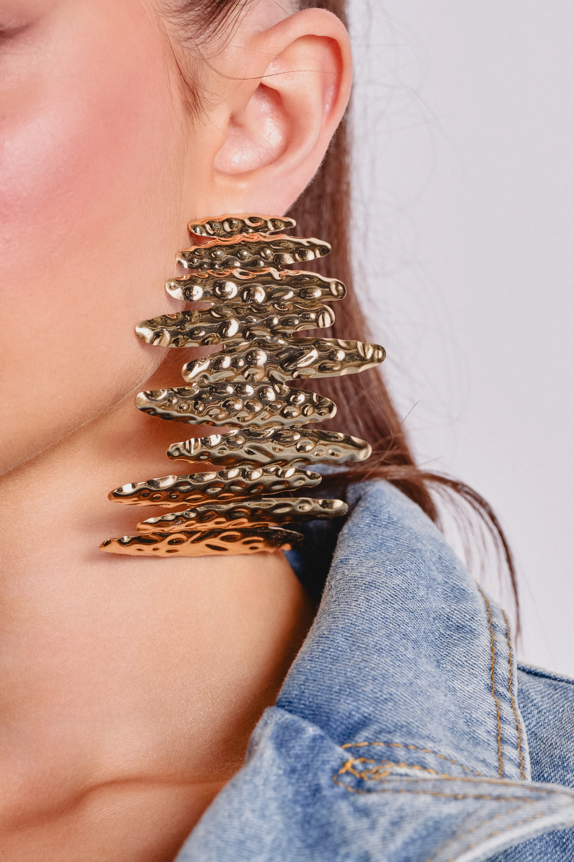 POUR THE SHOTS EARRING - Akira Wear