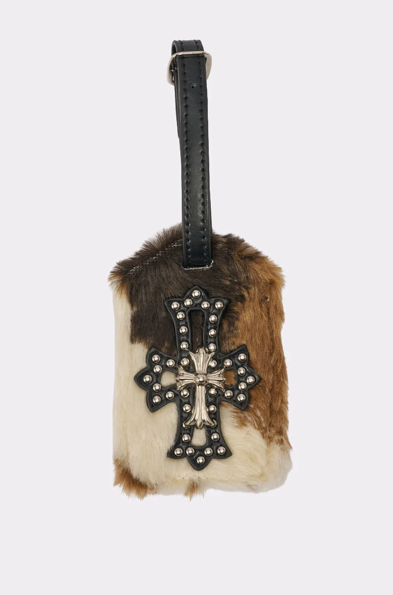 HIGH STANDARDS FAUX FUR LUGGAGE TAG - Akira Wear