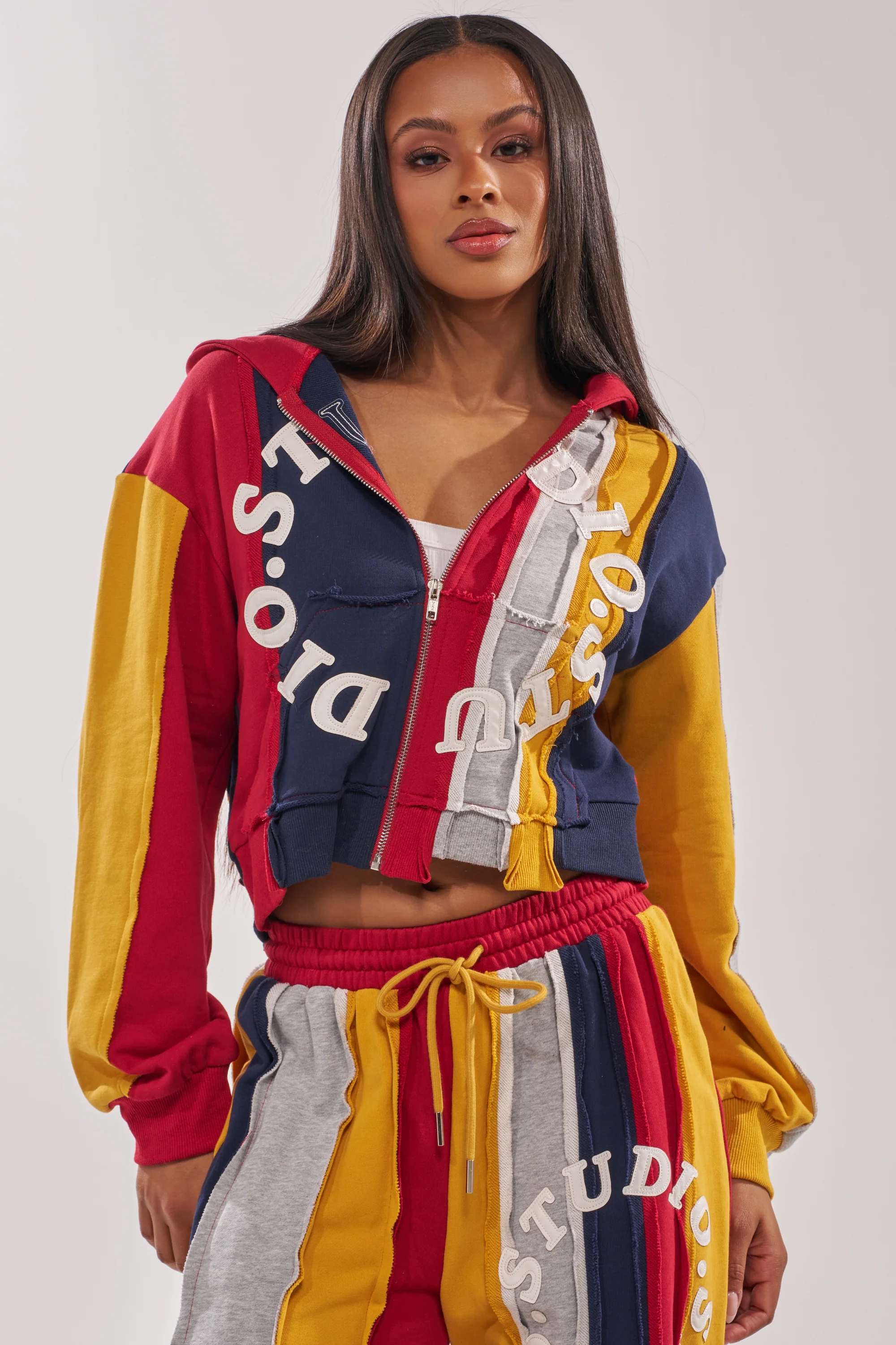 STUDIO LIVING SWEATSHIRT - Akira Wear