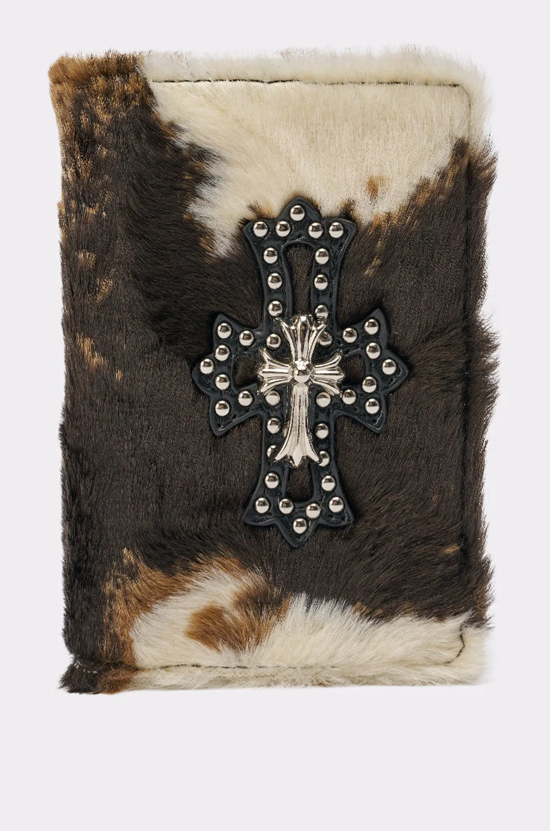 HIGH STANDARDS FAUX FUR PASSPORT COVER - Akira Wear