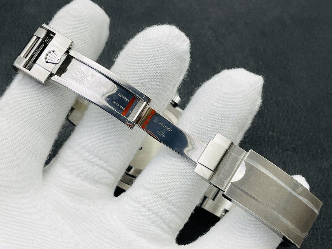 Rolex Submariner Date 
