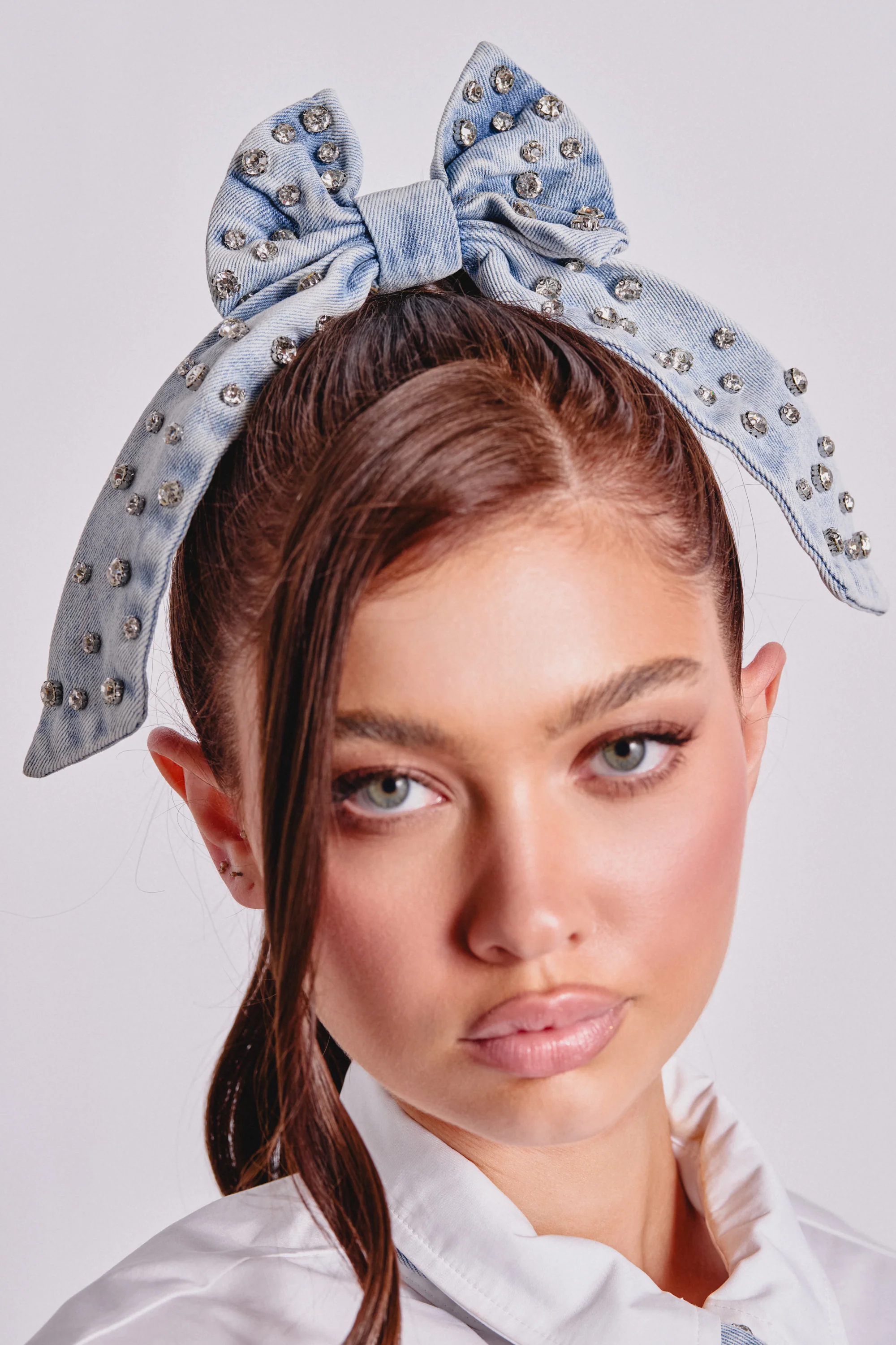 DENIM AND DIAMONDS HAIR BOW - Akira Wear