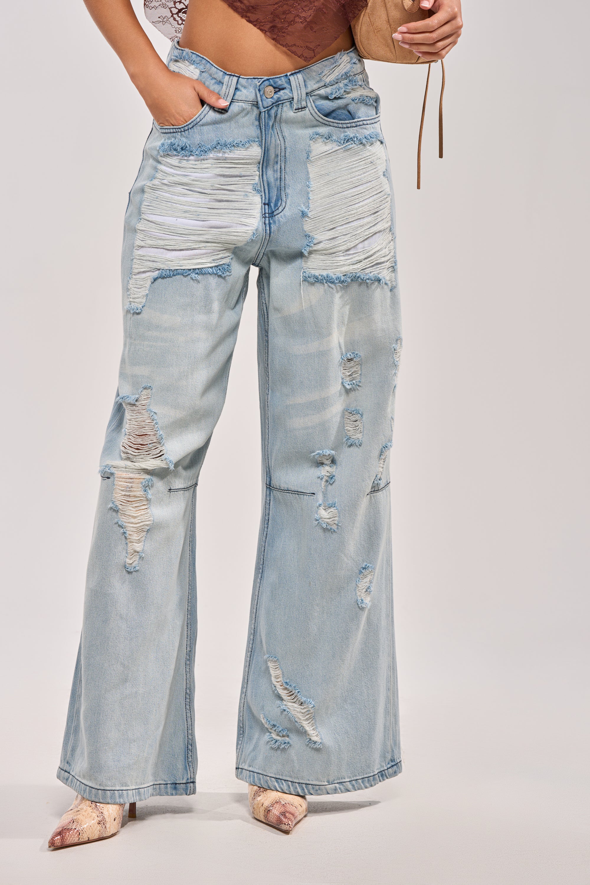 SUPER DISTRESSED WIDE LEG DENIM - Akira Wear