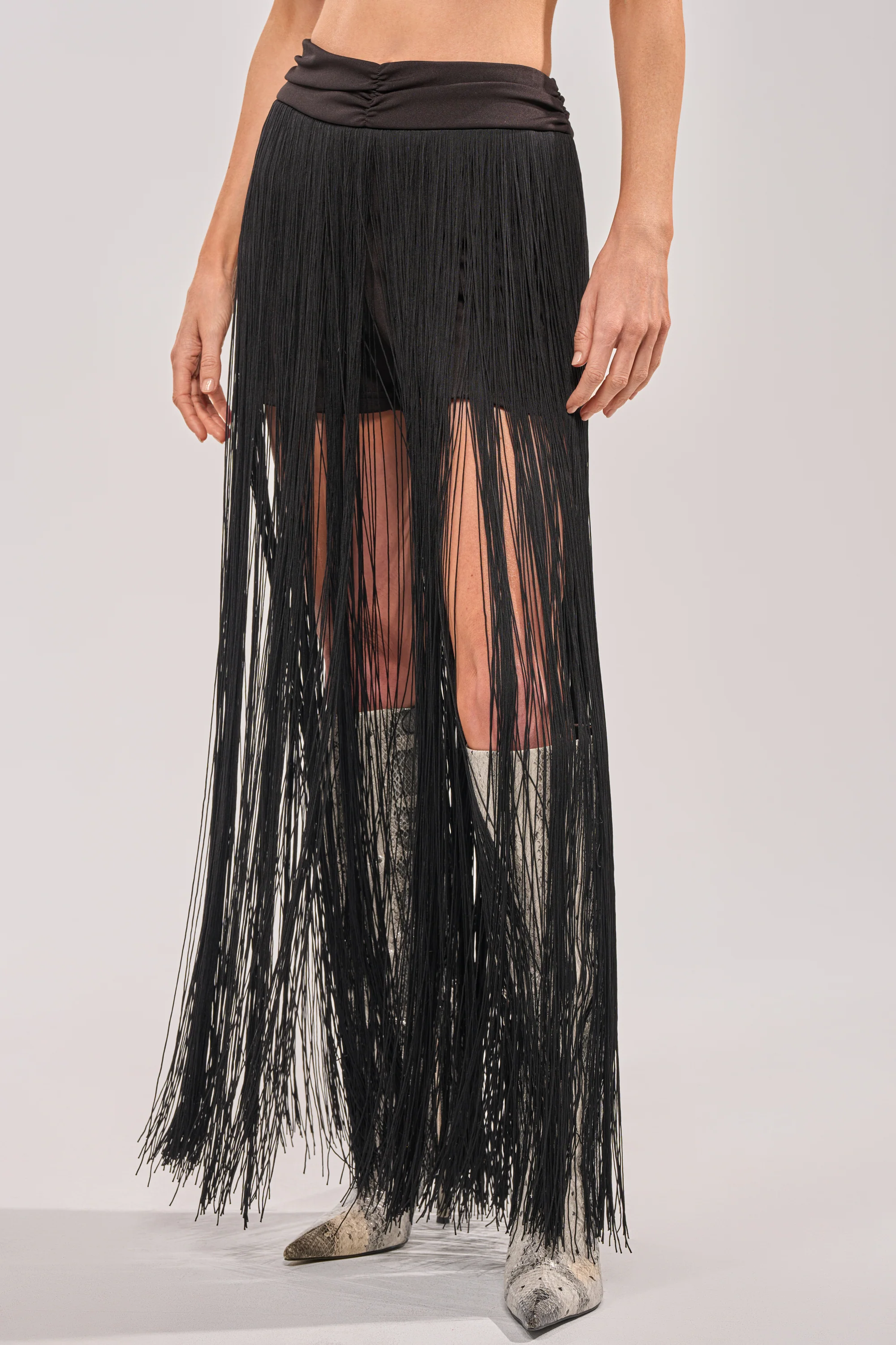 ON THE EDGE FRINGE SKIRT IN BLACK - Akira Wear