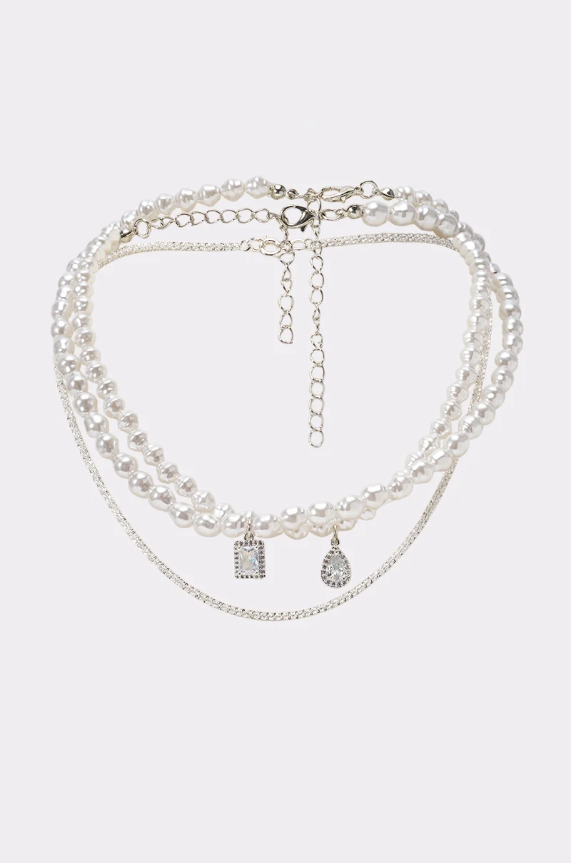 PEARL DREAMS NECKLACE - Akira Wear