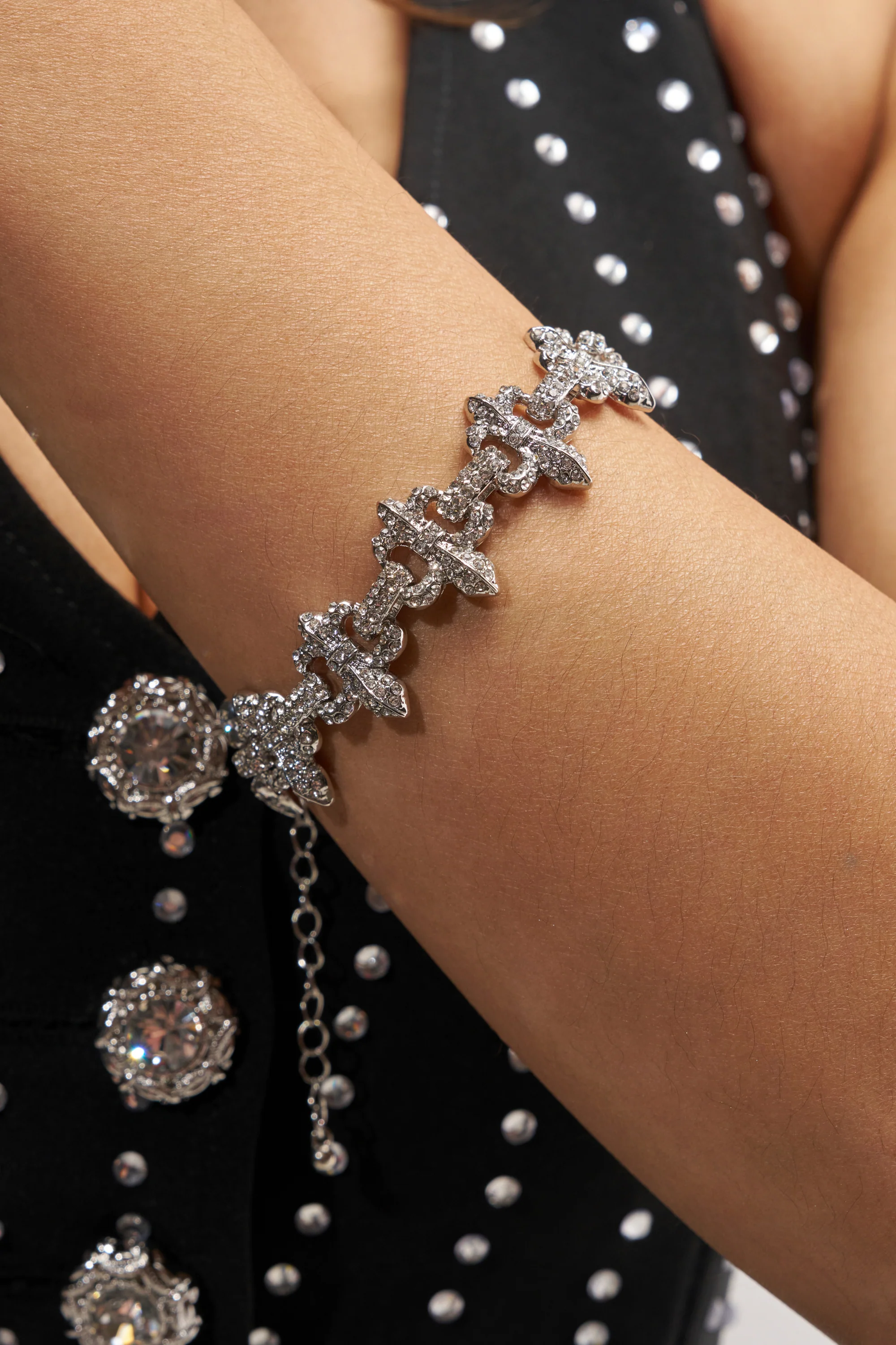 IVY FLEUR DE LIS BRACELET - Akira Wear