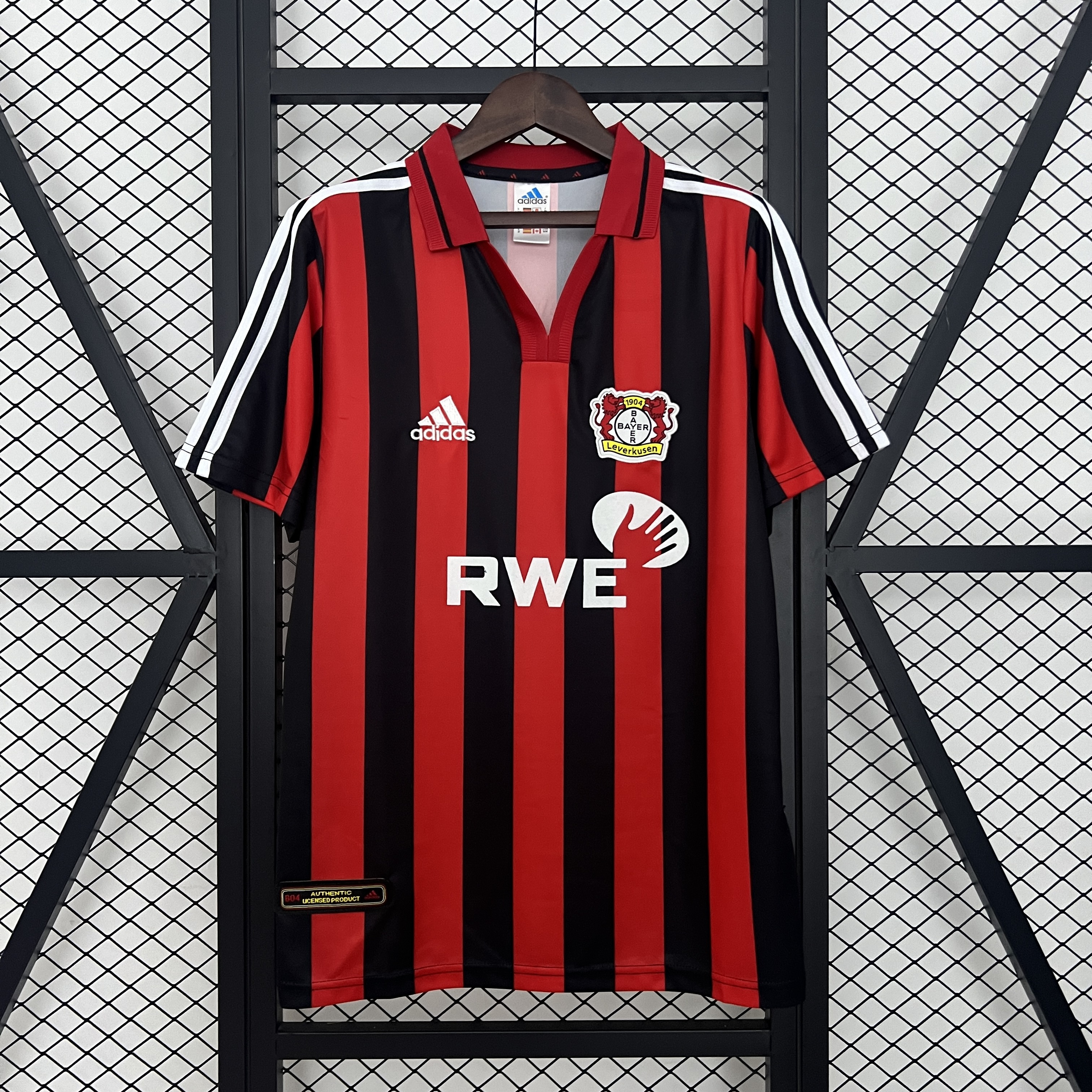 Bayer 04 Leverkusen Retro Soccer Jersey Home Custom Shirt 2001/02 - Jersey