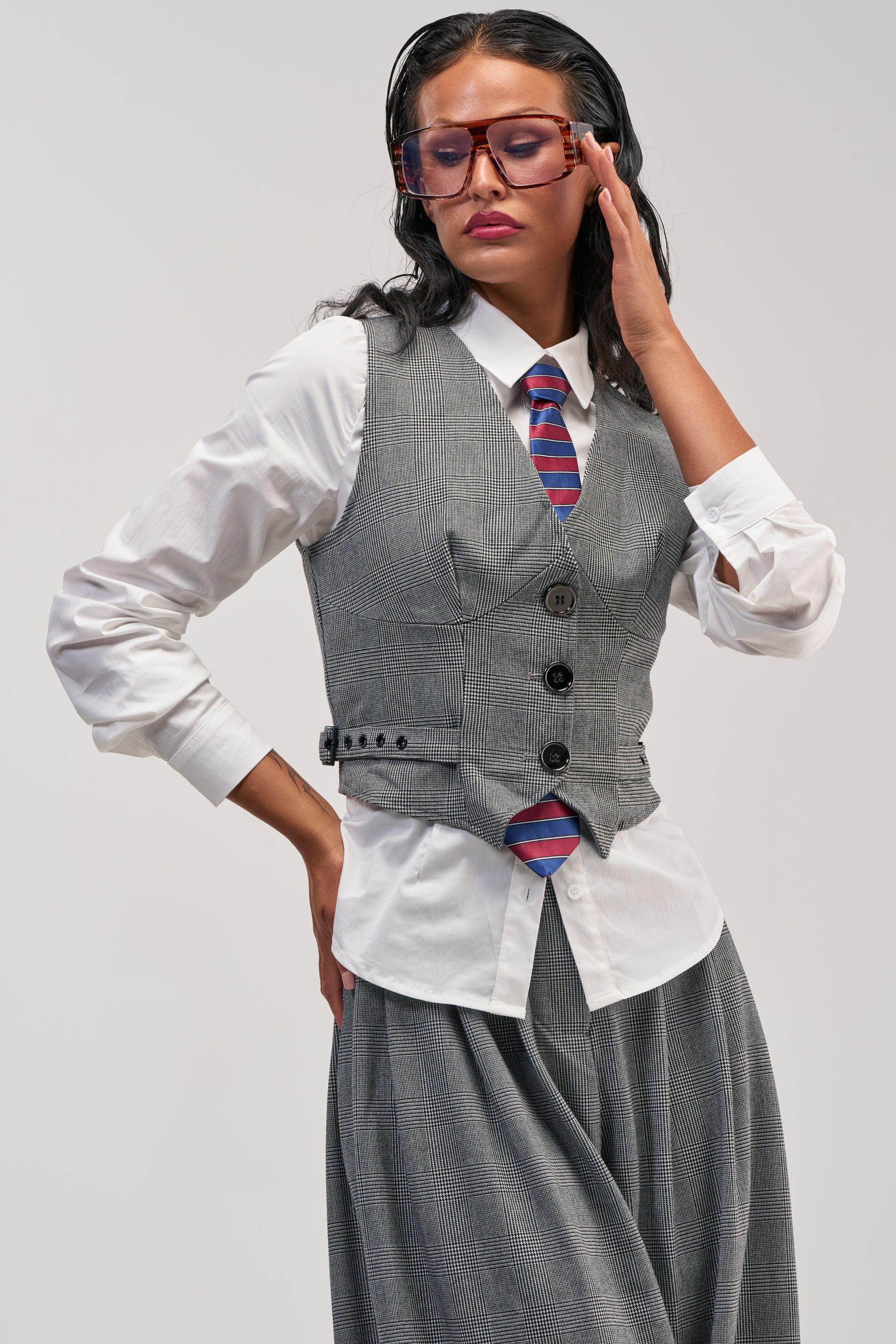 WORK HARD PLAY HARD VEST - Akira Wear
