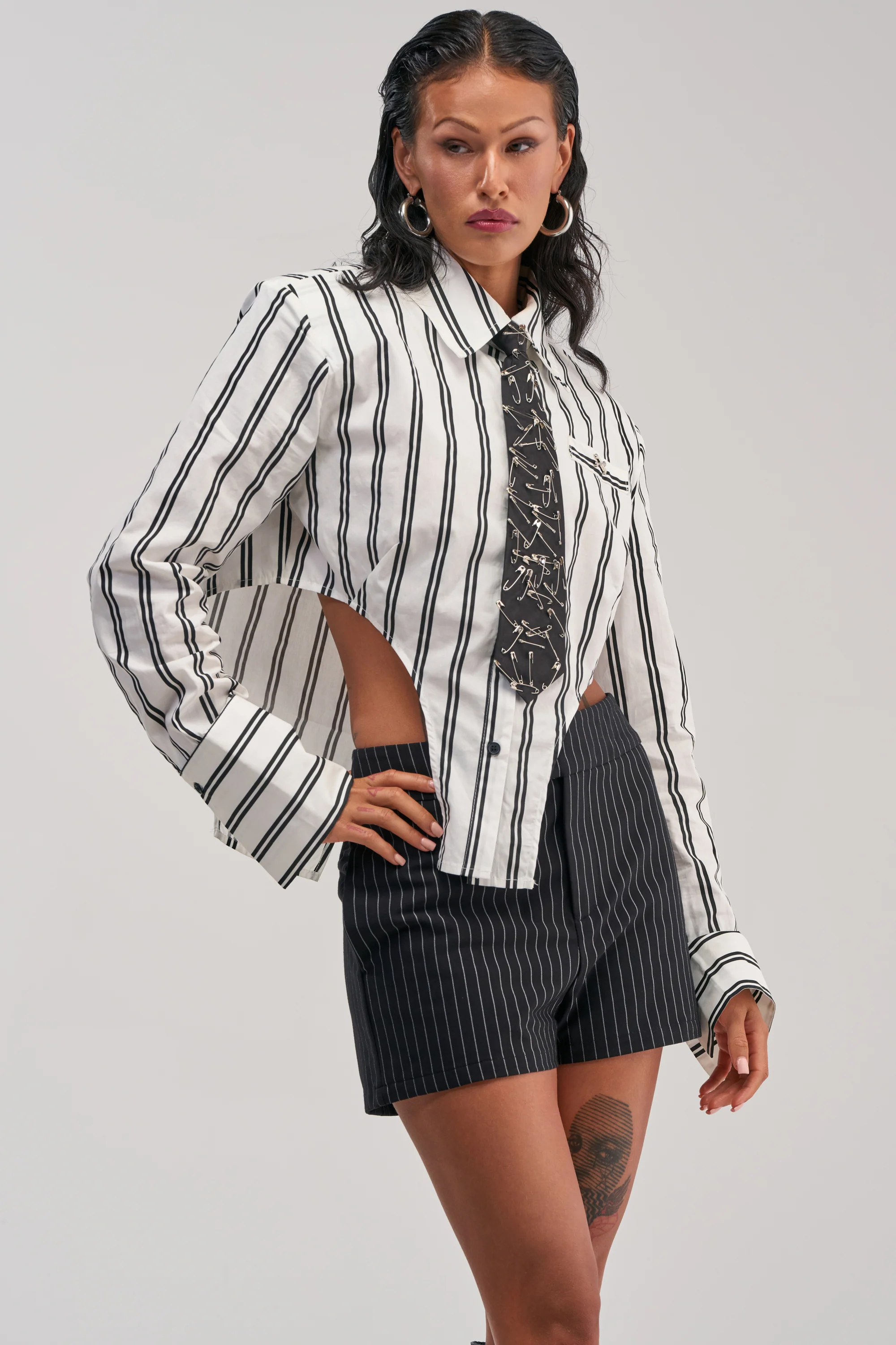 ON TOP POPLIN BUTTON DOWN - Akira Wear