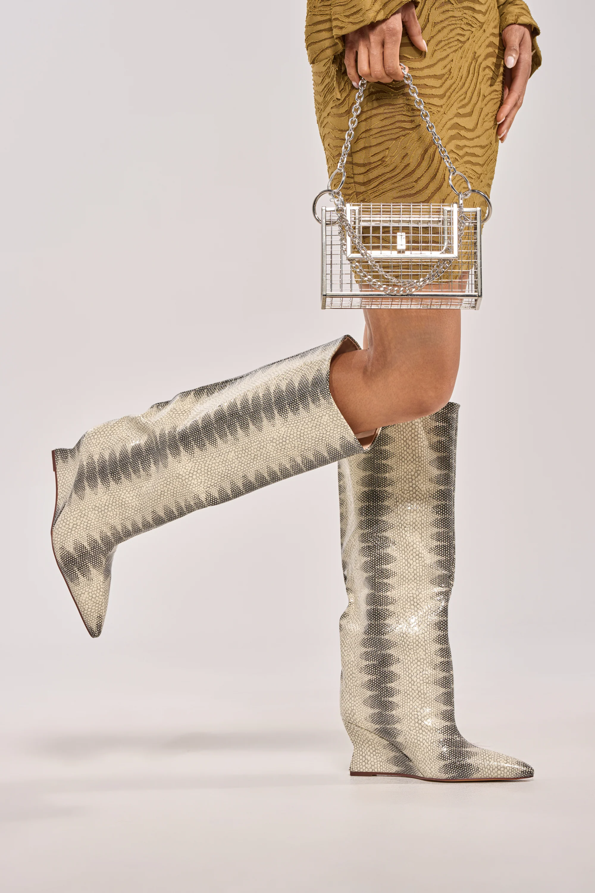 AZALEA WANG BRUN GREY SNAKE WEDGE BOOT - Akira Wear