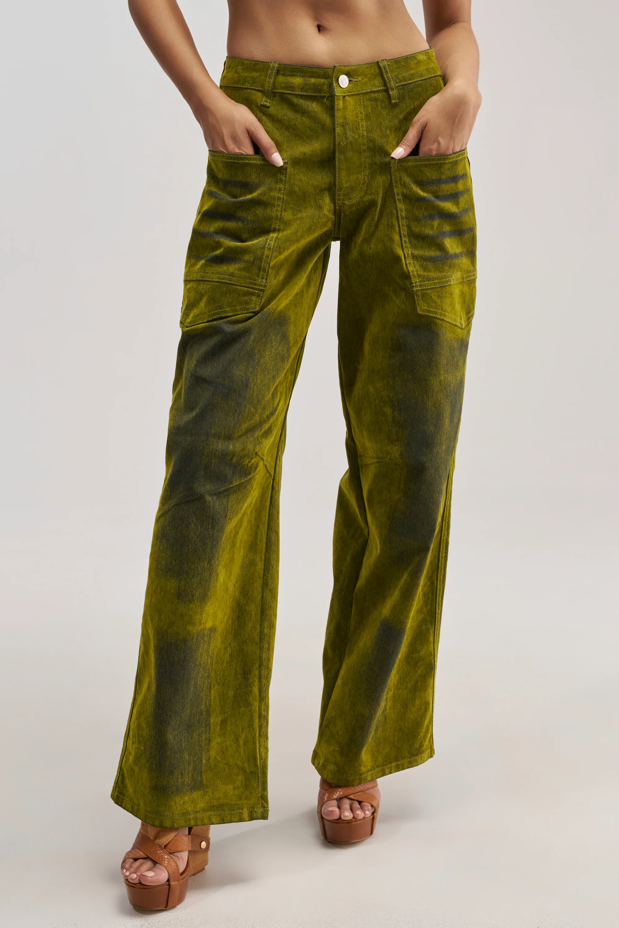 VALERIE VELVET EFFECT PANT IN GREEN - Akira Wear
