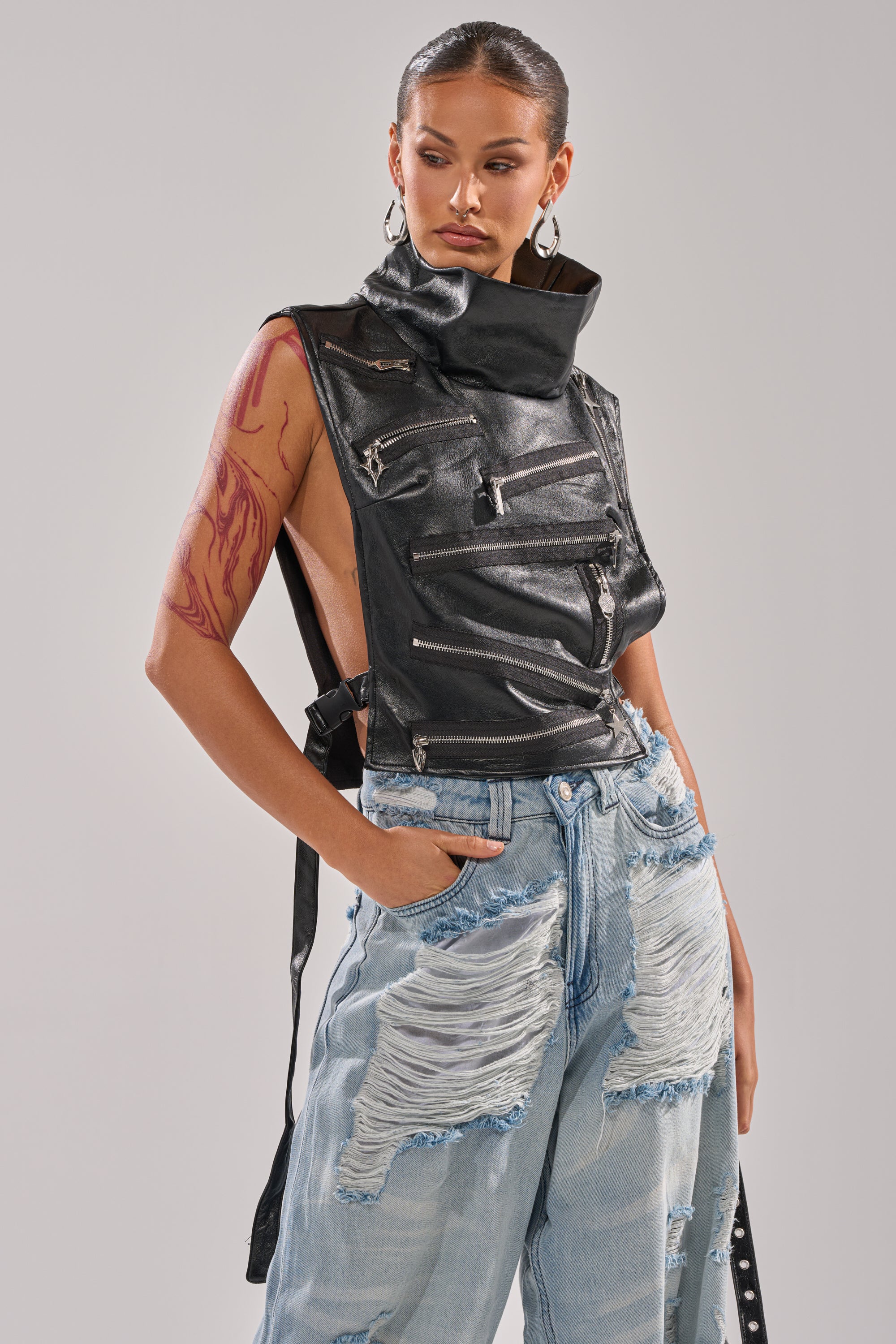 Tops - Akira Wear