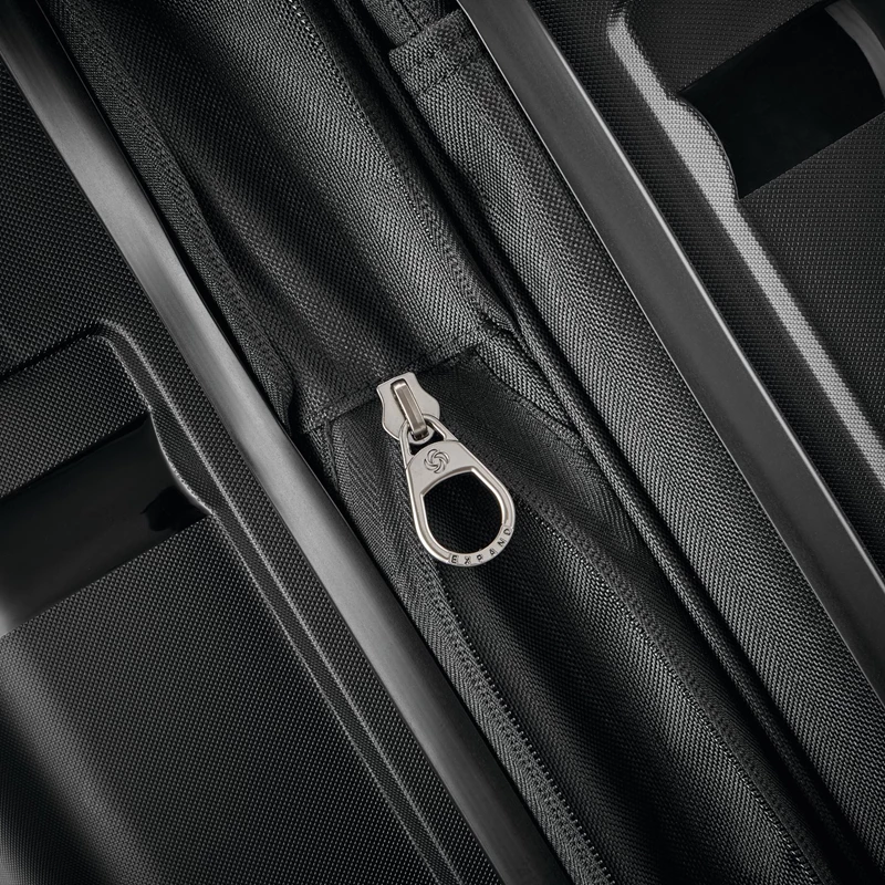 Midnight Black Samsonite Outline Pro Large Spinner Checked Luggage | 9827-IUGBC