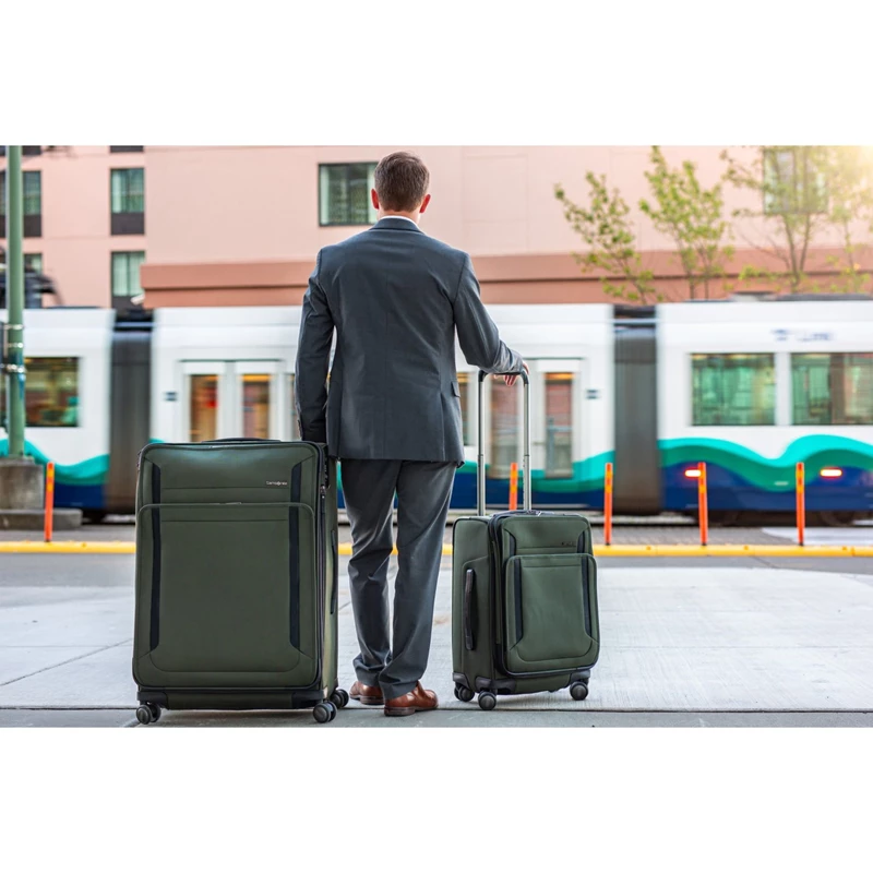 Black Samsonite Armage II Large Expandable Spinner Checked Luggage | 9506-HJQKN