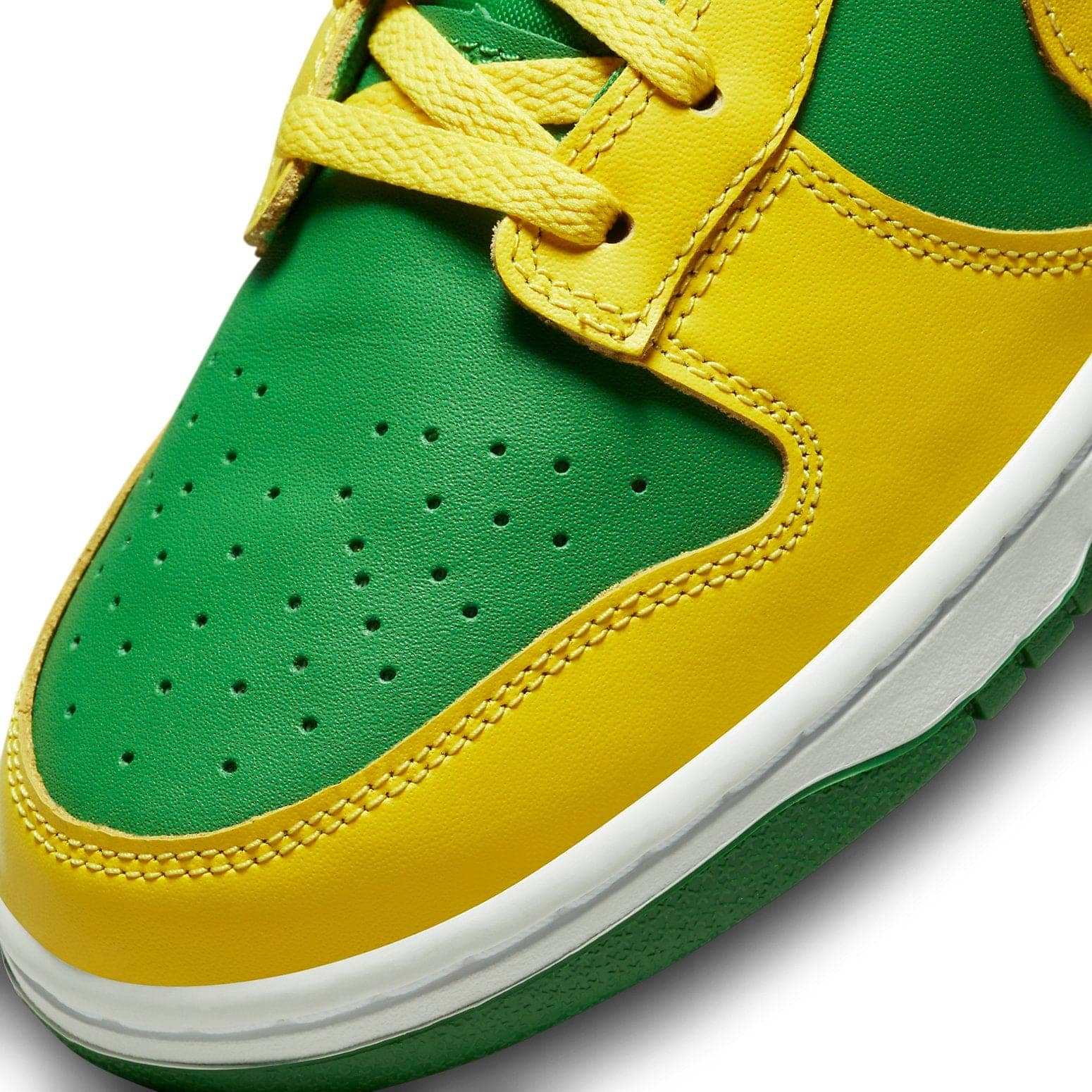 Nike Dunk Low  Reverse Brazil - Nike Dunk Low  Reverse Brazil - Jordan 1s - AIR Jordan 1