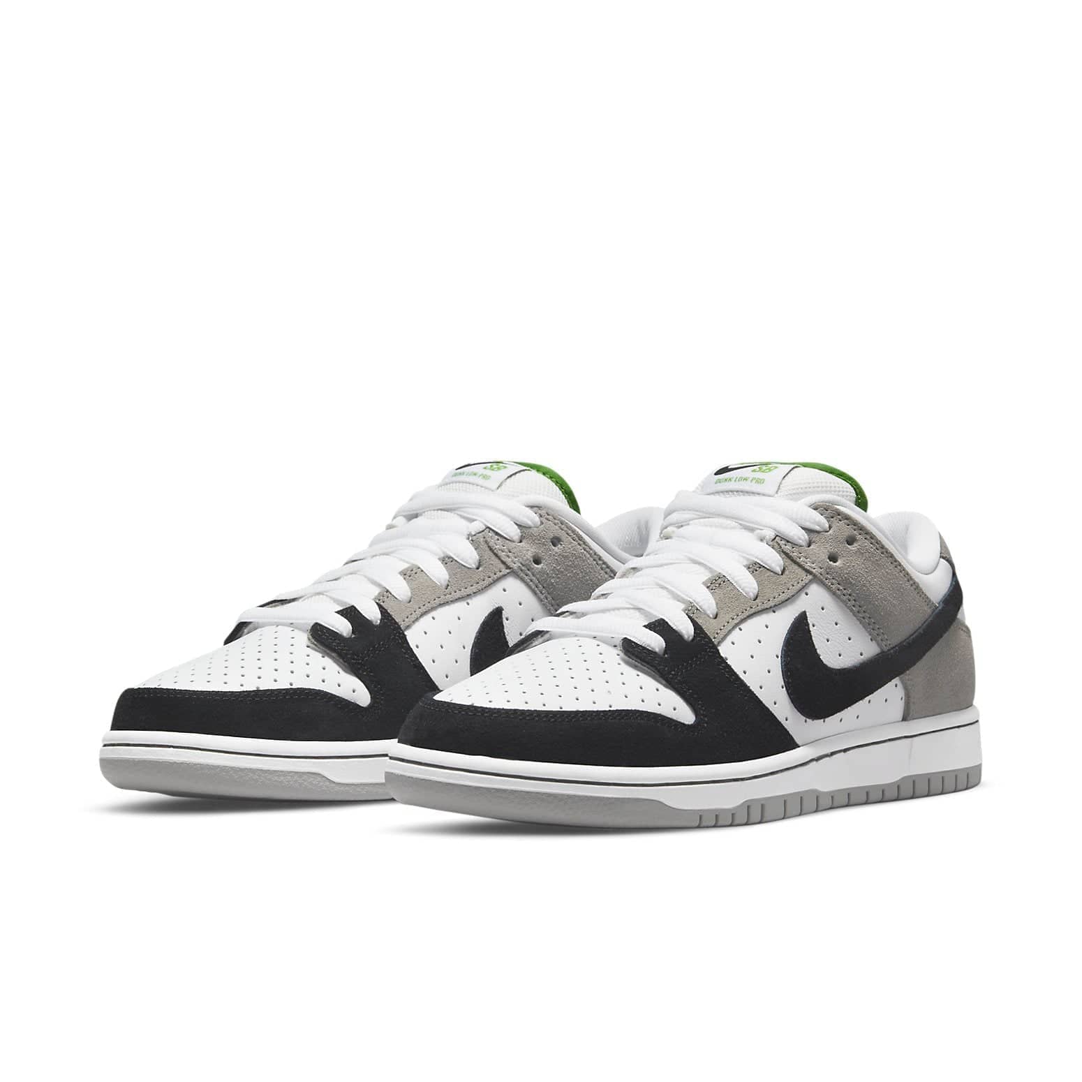 Nike SB Dunk Low  Chlorophyll - Nike SB Dunk Low  Chlorophyll - Jordan 1s - AIR Jordan 1