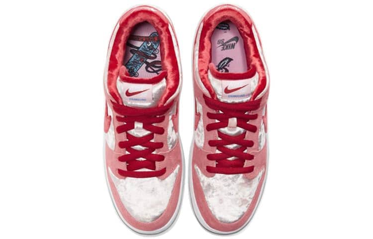 Nike x StrangeLove SB Dunk Low  Valentine s Day - Nike x StrangeLove SB Dunk Low  Valentine s Day - Jordan 1s - AIR Jordan 1