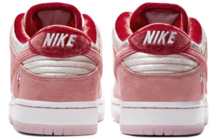Nike x StrangeLove SB Dunk Low  Valentine s Day - Nike x StrangeLove SB Dunk Low  Valentine s Day - Jordan 1s - AIR Jordan 1