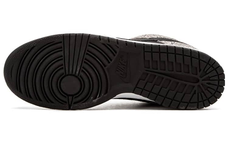 Nike x Supreme SB Dunk Low Pro  Black Cement - Nike x Supreme SB Dunk Low Pro  Black Cement - Jordan 1s - AIR Jordan 1