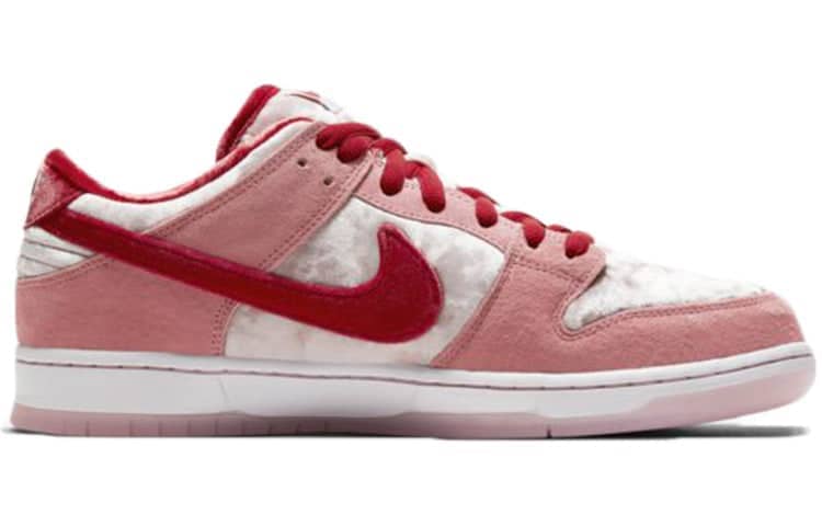 Nike x StrangeLove SB Dunk Low  Valentine s Day - Nike x StrangeLove SB Dunk Low  Valentine s Day - Jordan 1s - AIR Jordan 1