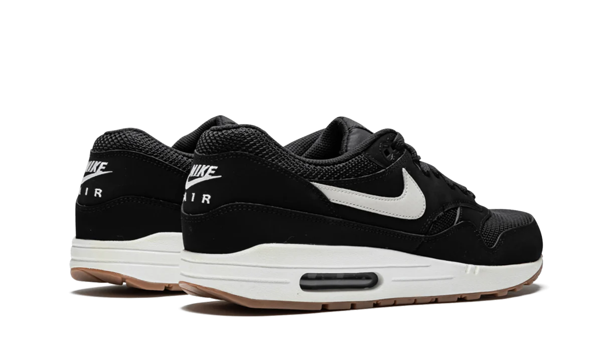 Air Max 1 Essential Black - Air Max 1 Essential Black - Jordan 1s - AIR Jordan 1