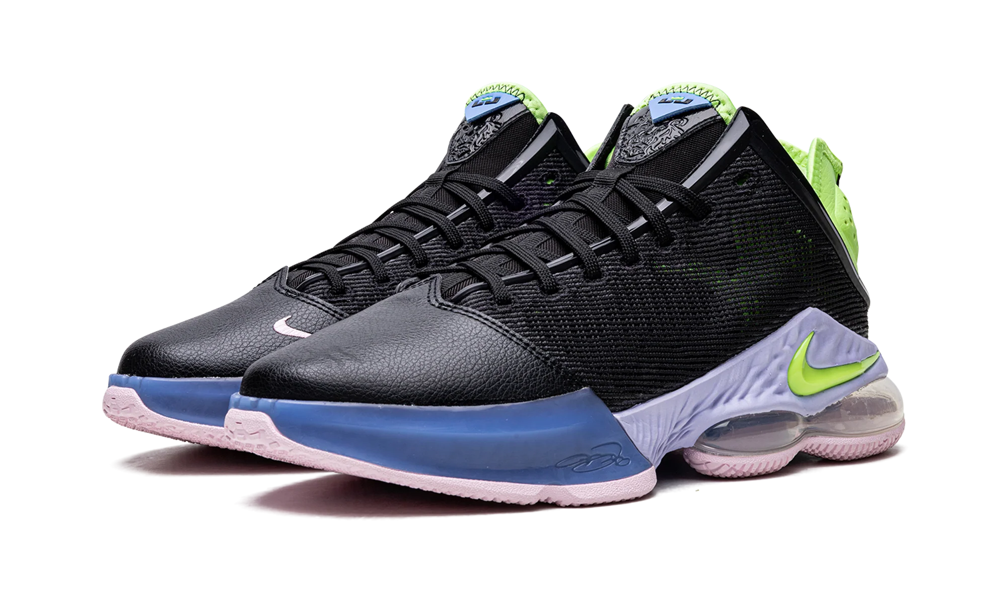 LeBron 19 Low Black / Ghost Green - LeBron 19 Low Black / Ghost Green - Jordan 1s - AIR Jordan 1