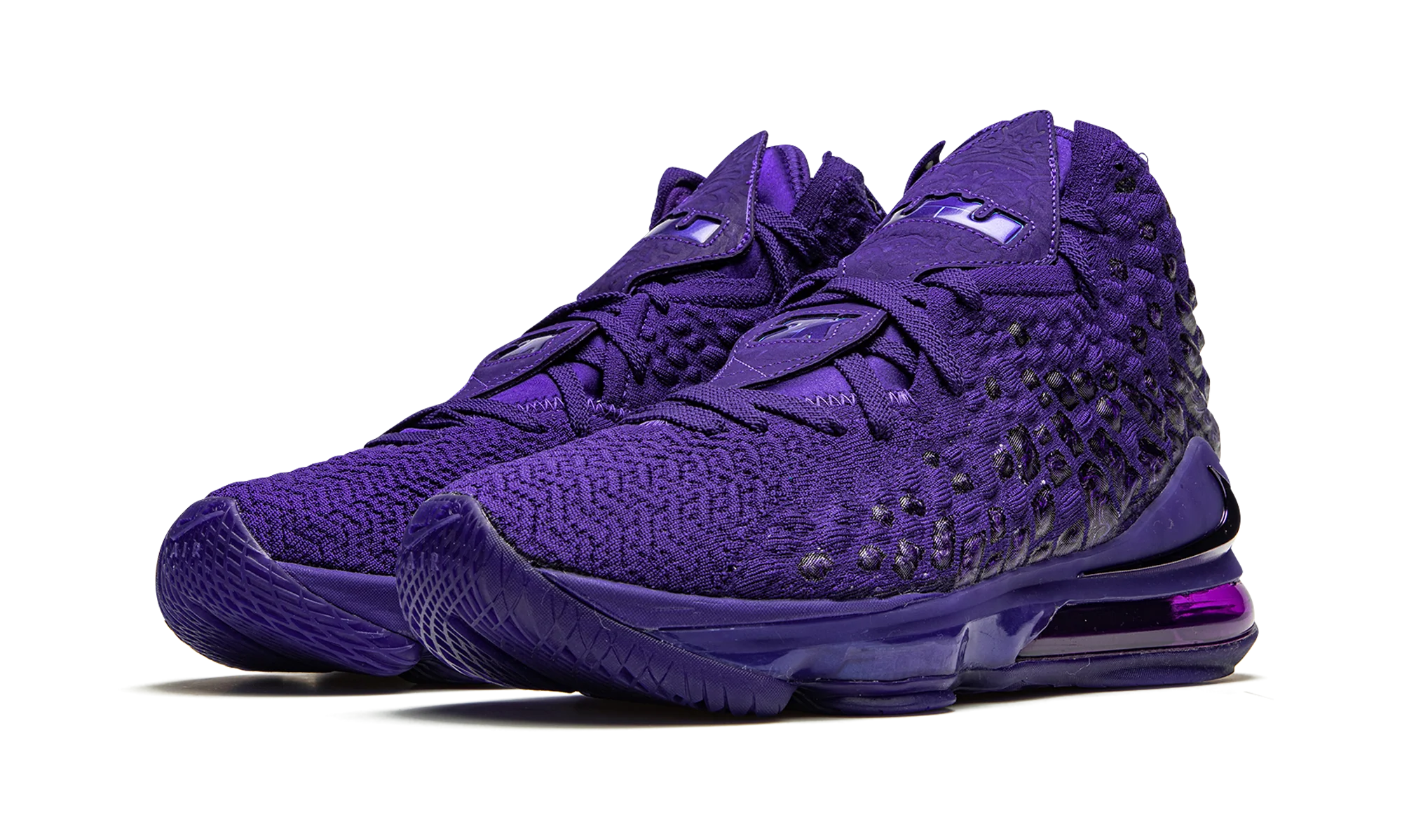 Lebron 17 Bron 2K - Lebron 17 Bron 2K - Jordan 1s - AIR Jordan 1