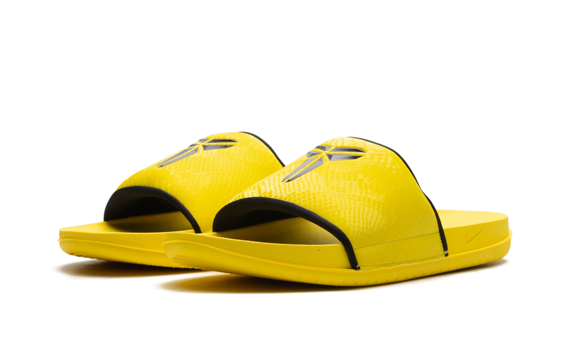 Kobe Offcourt Slide Lightning - Kobe Offcourt Slide Lightning - Jordan 1s - AIR Jordan 1