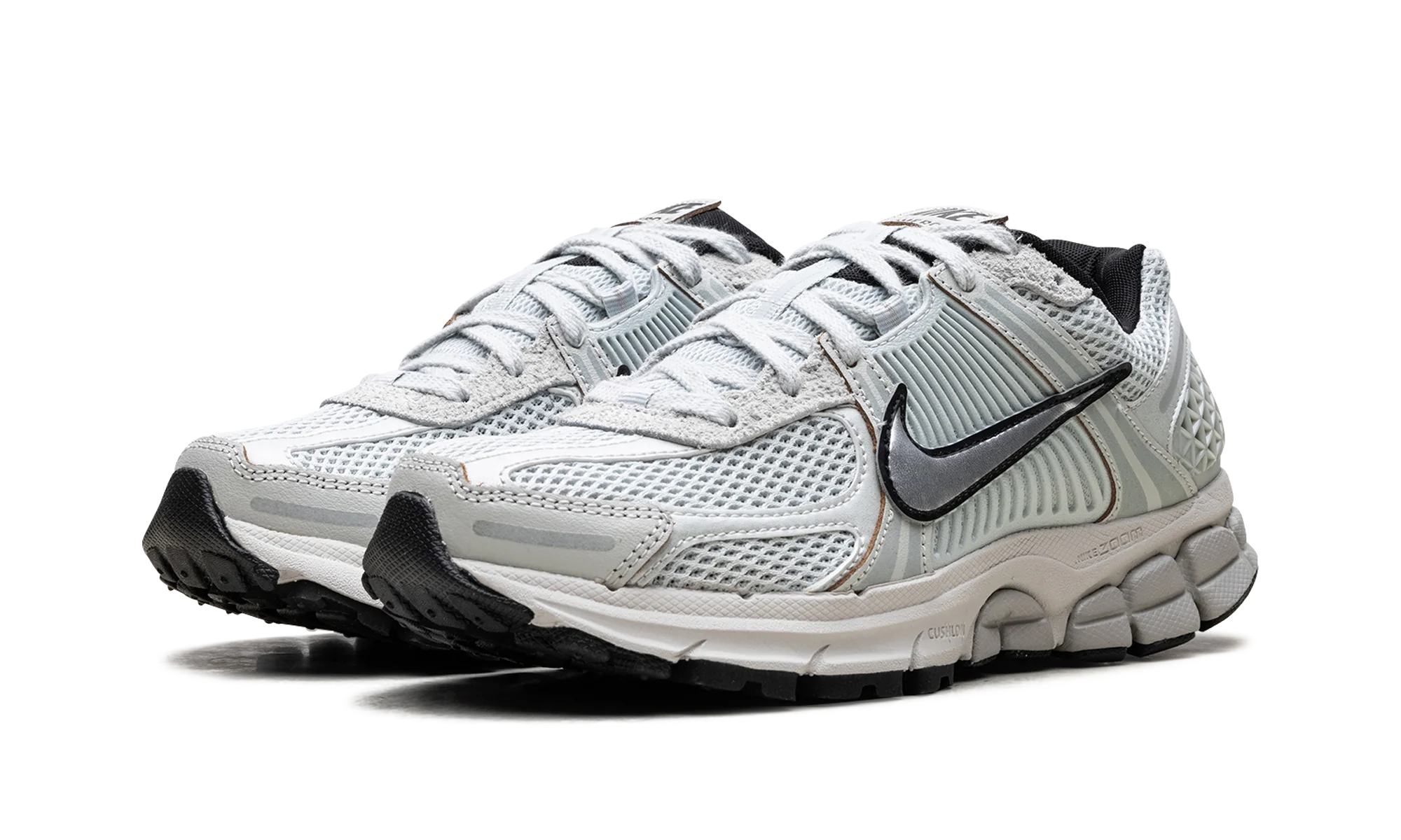 Zoom Vomero 5 WMNS Light Silver Chrome - Zoom Vomero 5 WMNS Light Silver Chrome - Jordan 1s - AIR Jordan 1