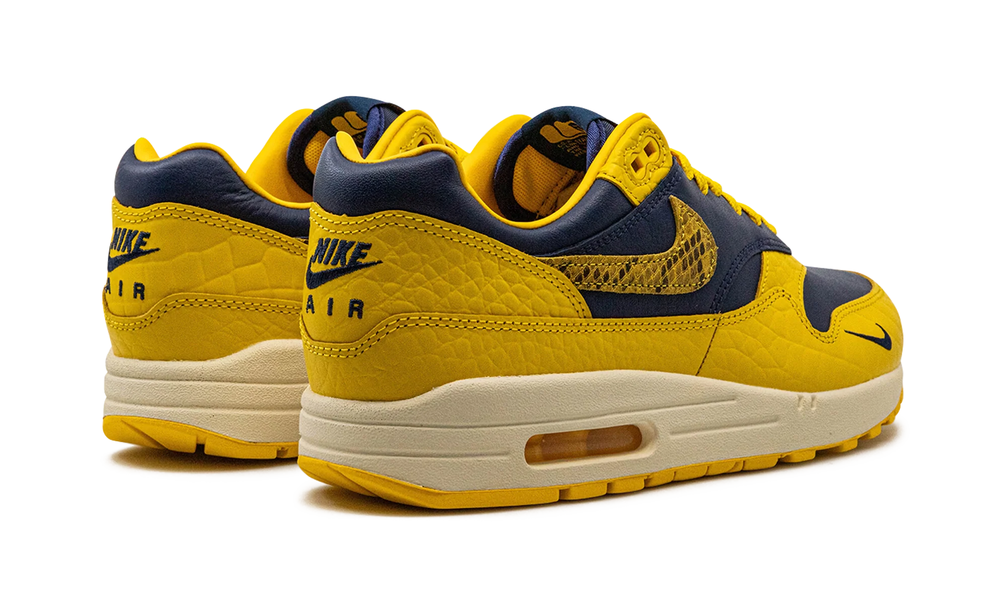 AIR MAX 1 PRM MNS WMNS Co.jp Head to Head - AIR MAX 1 PRM MNS WMNS Co.jp Head to Head - Jordan 1s - AIR Jordan 1