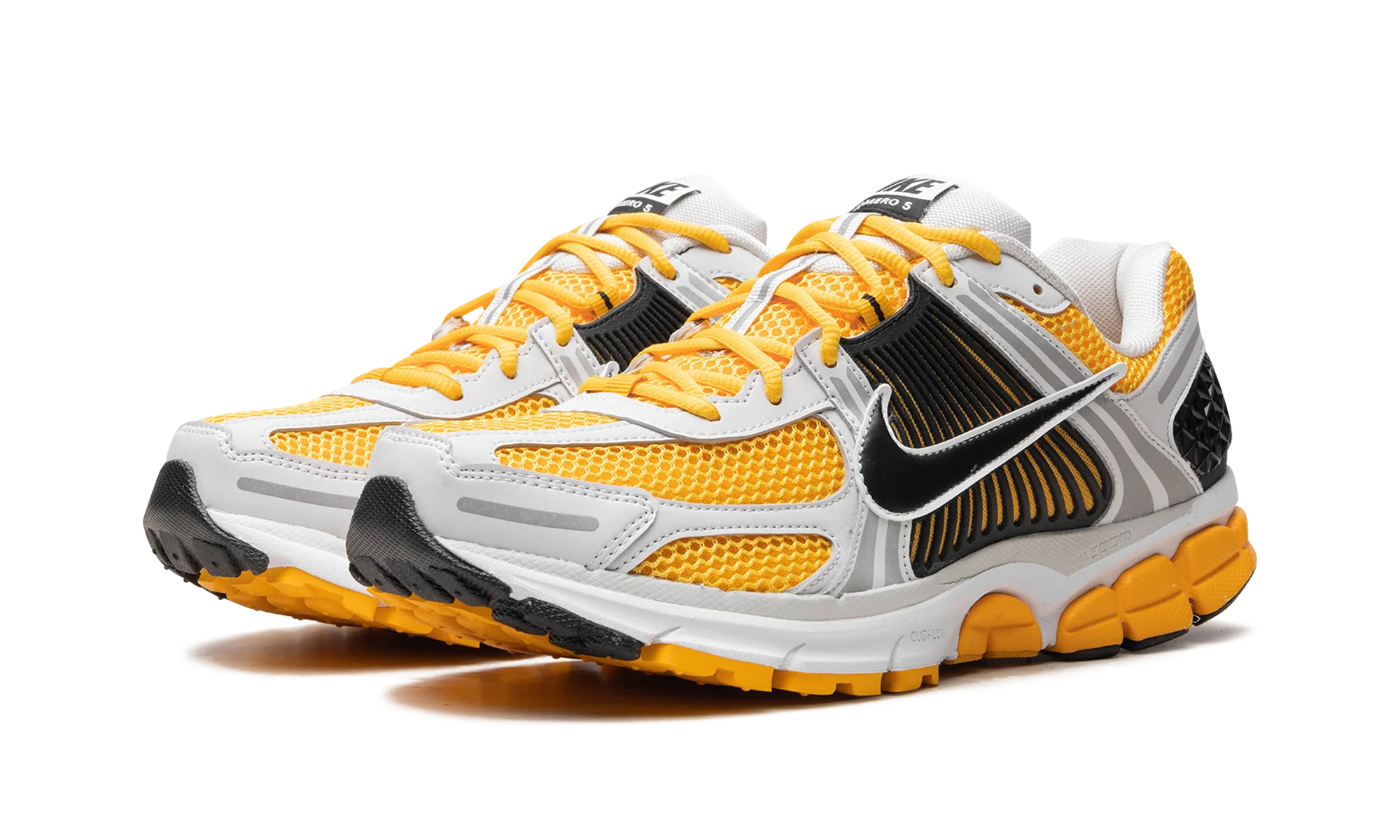 Zoom Vomero 5 University Gold' - Zoom Vomero 5 University Gold' - Jordan 1s - AIR Jordan 1