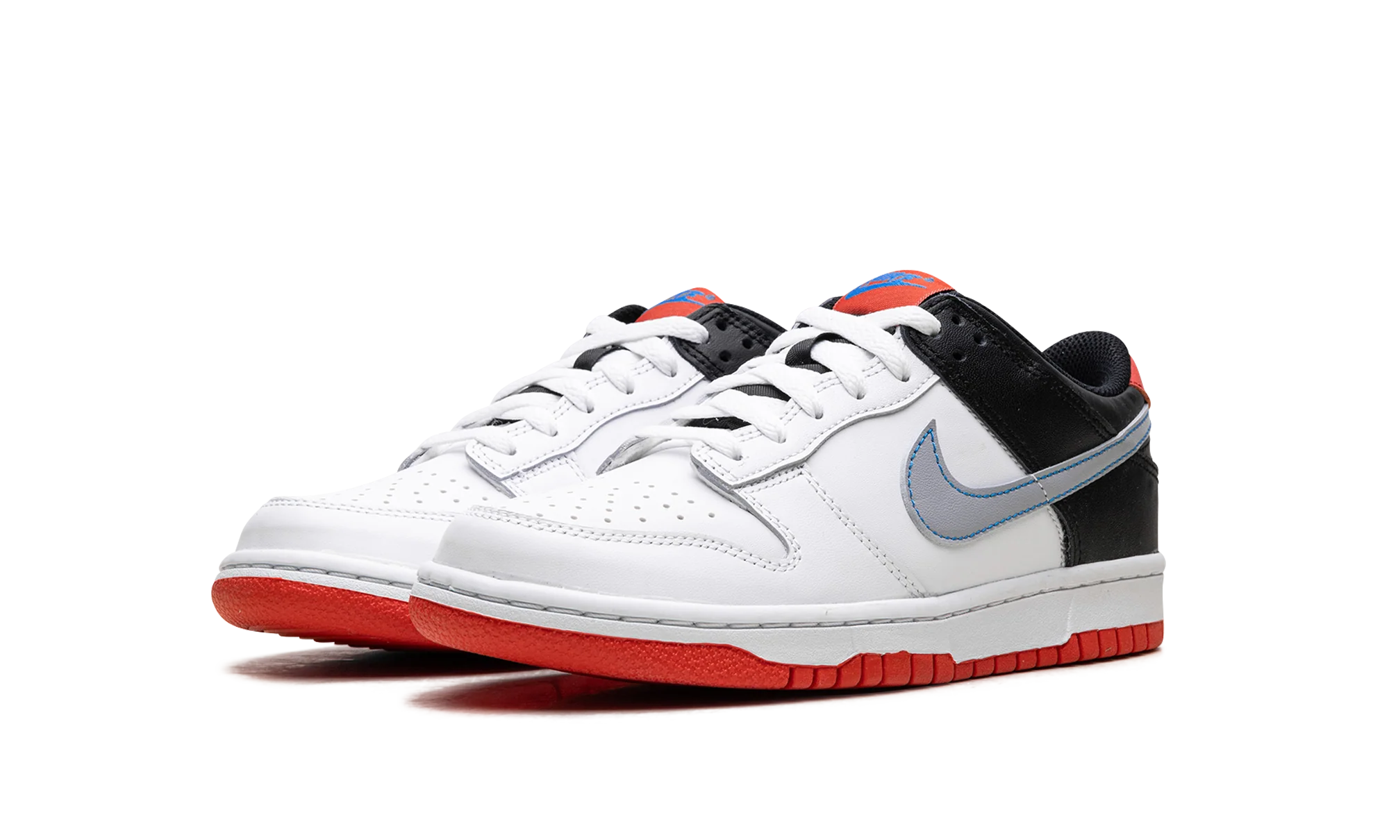 DUNK LOW Grade School SPIDER-MAN - DUNK LOW Grade School SPIDER-MAN - Jordan 1s - AIR Jordan 1