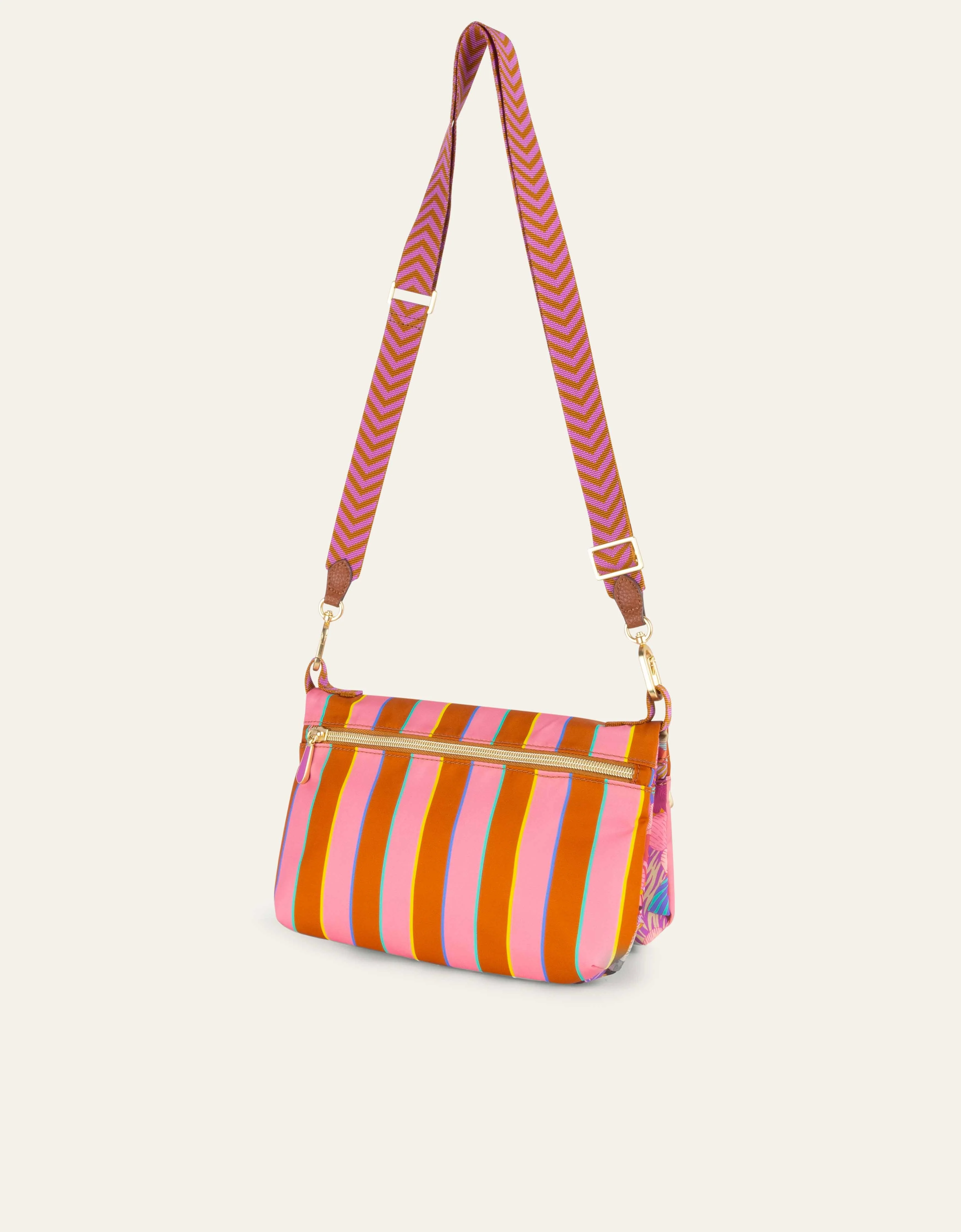 Rixt Reversible Shoulder Bag