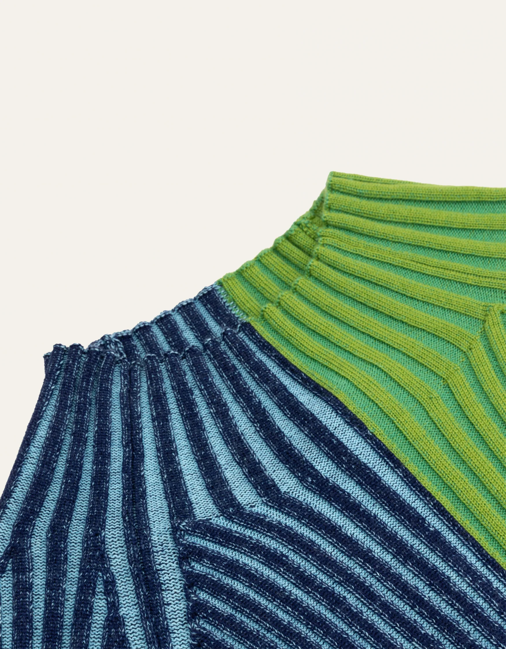 Kingly Pullover