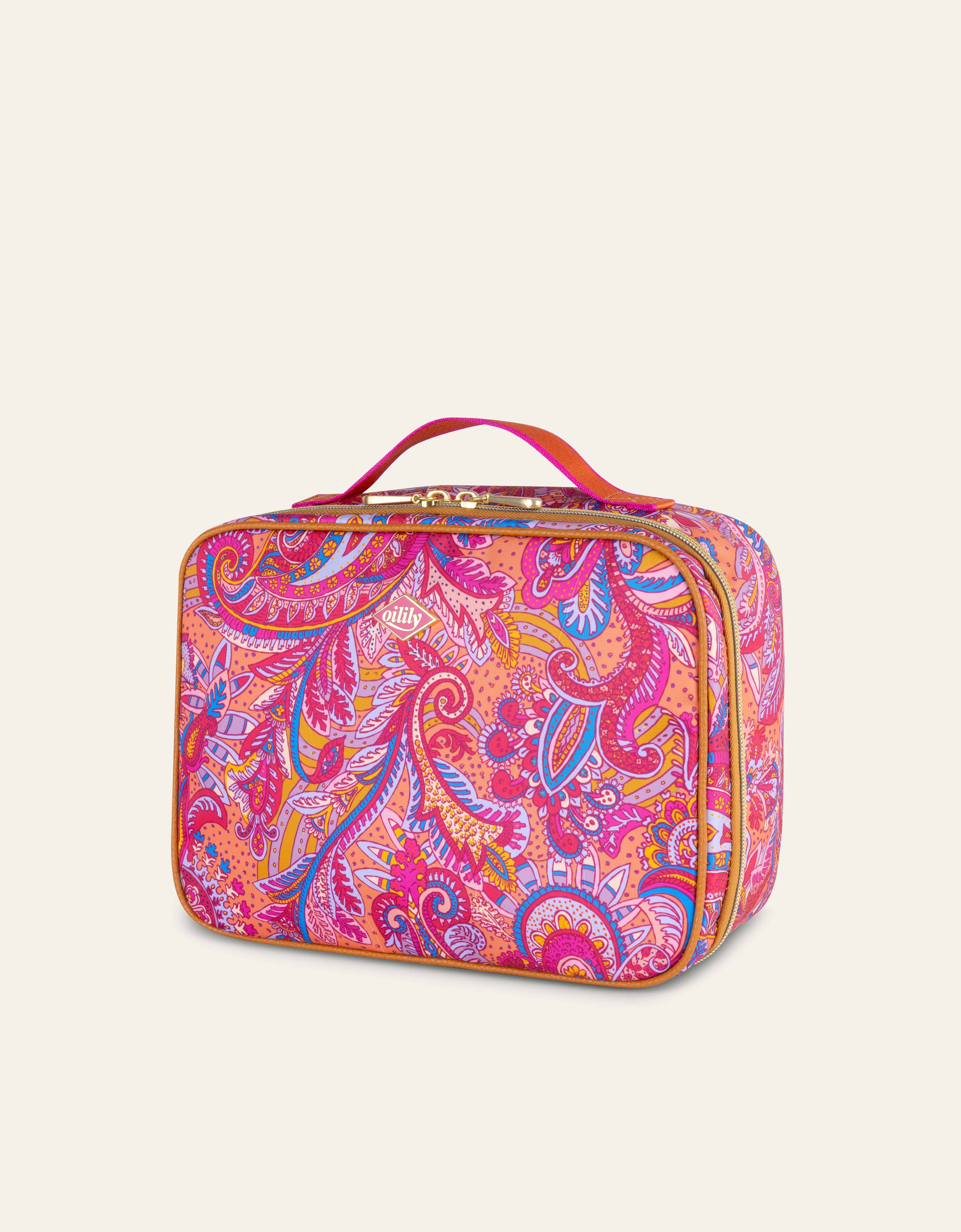 Cara Travel Kit With Hook
